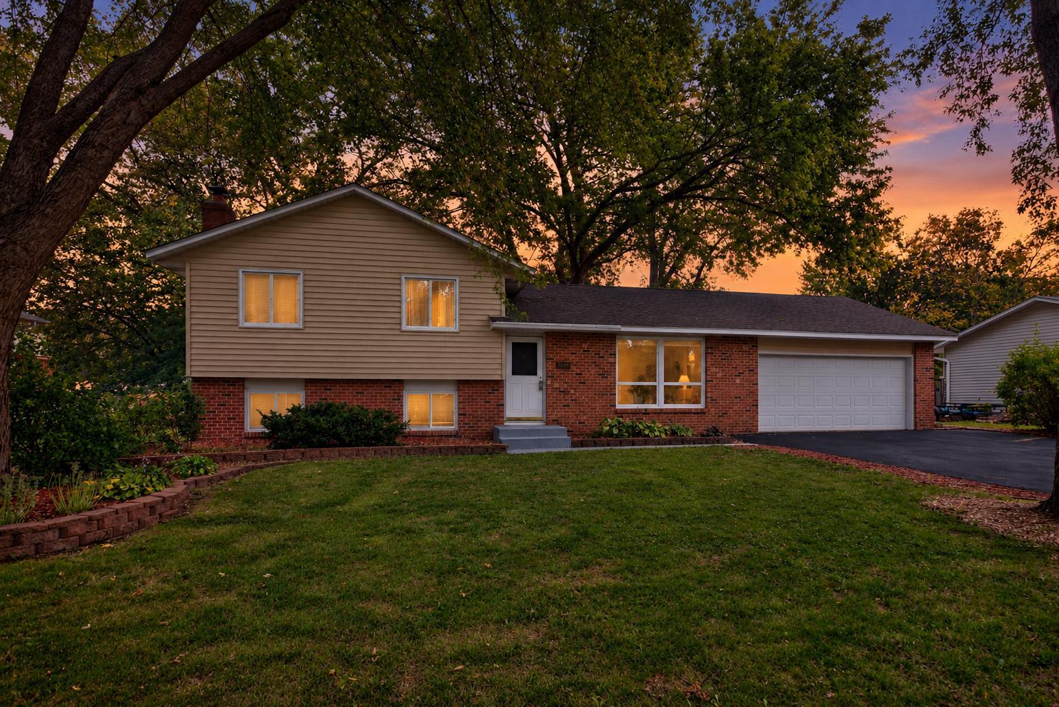 View of Single Family at 10204 Valley Forge Lane, Maple Grove - Mike Wilen | Minnesota Team Real Estate
