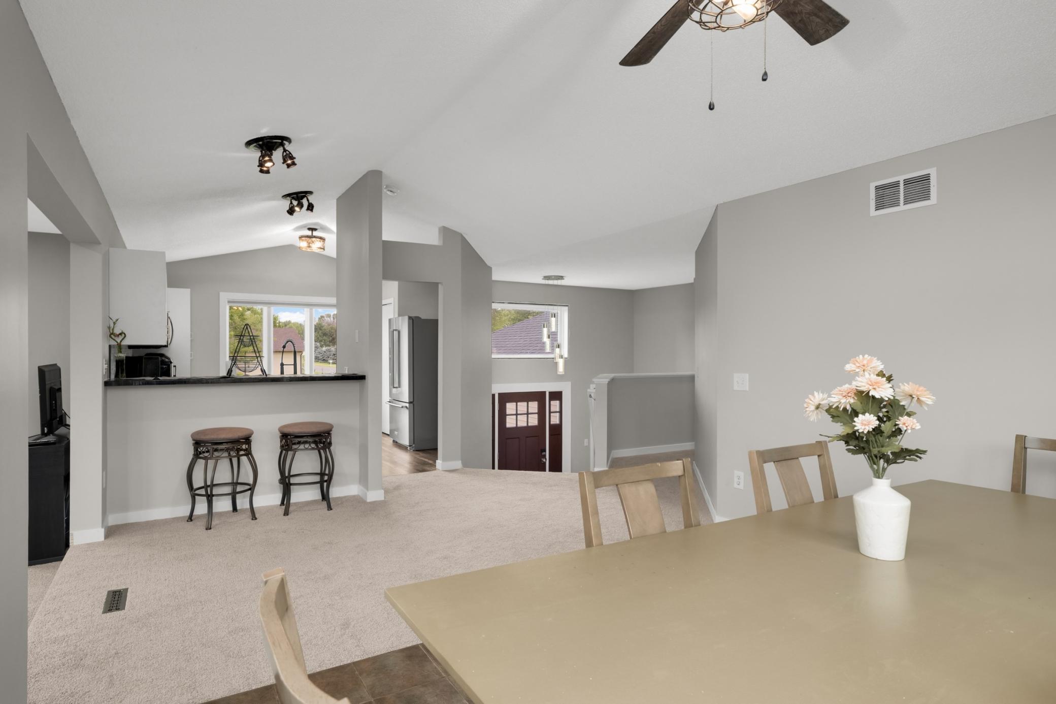 View of Residential at 17550 Foxboro Lane, Lakeville MN 55024, Lakeville (12 of 26) - Mike Wilen | Minnesota Team Real Estate