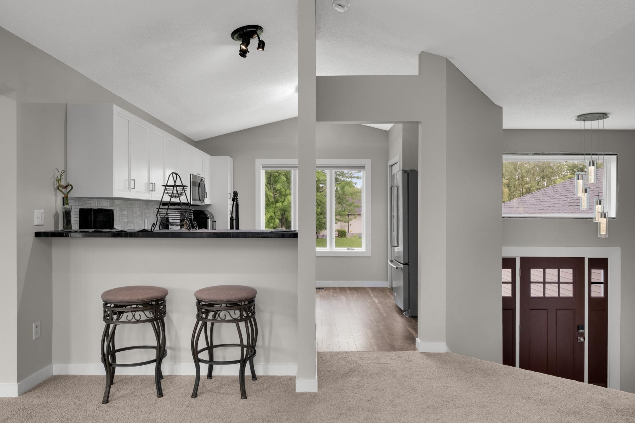 View of Residential at 17550 Foxboro Lane, Lakeville MN 55024, Lakeville (6 of 26) - Mike Wilen | Minnesota Team Real Estate
