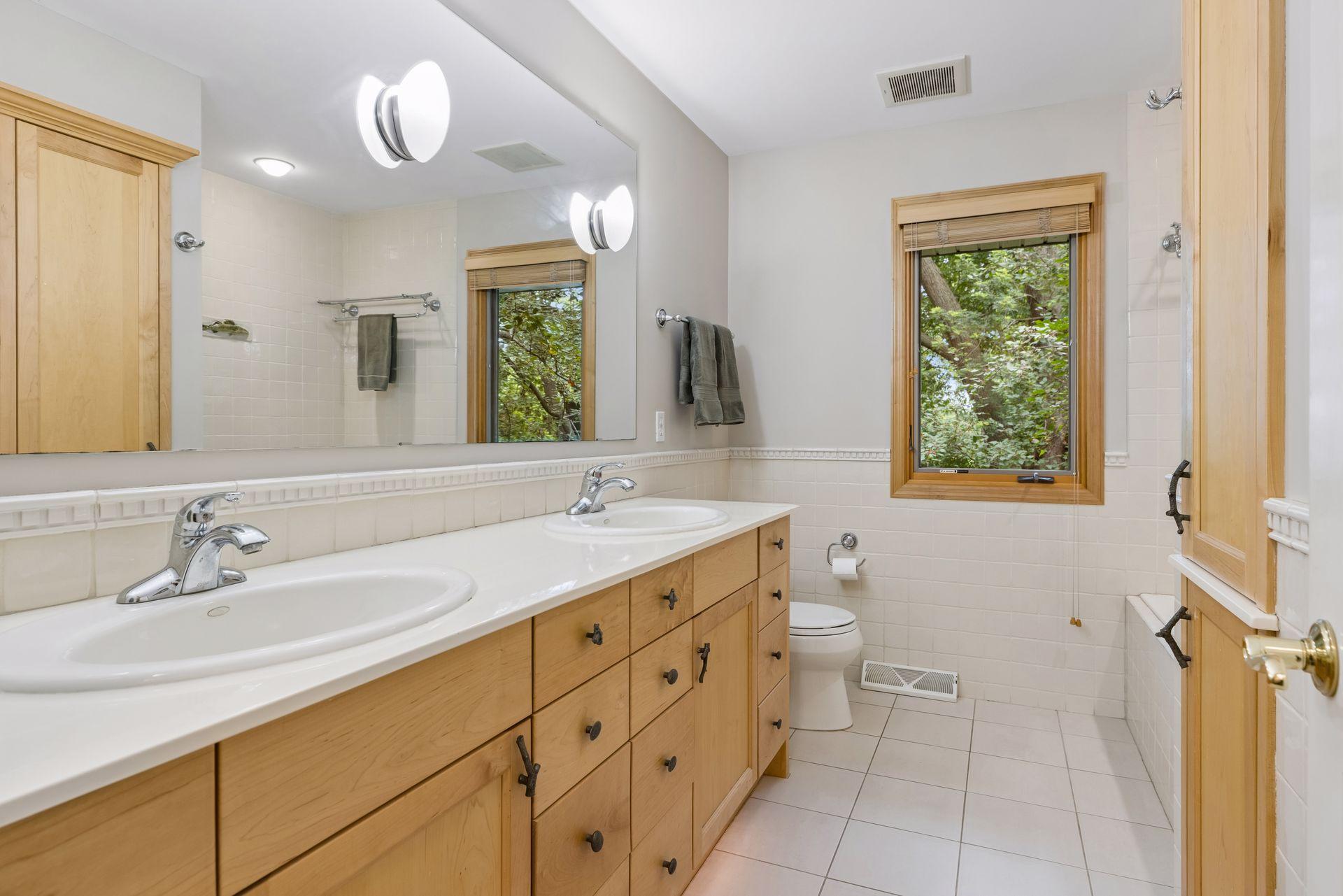 View of Residential at 265 Oakwood Road, Hopkins MN 55343, Hopkins (38 of 61) - Mike Wilen | Minnesota Team Real Estate