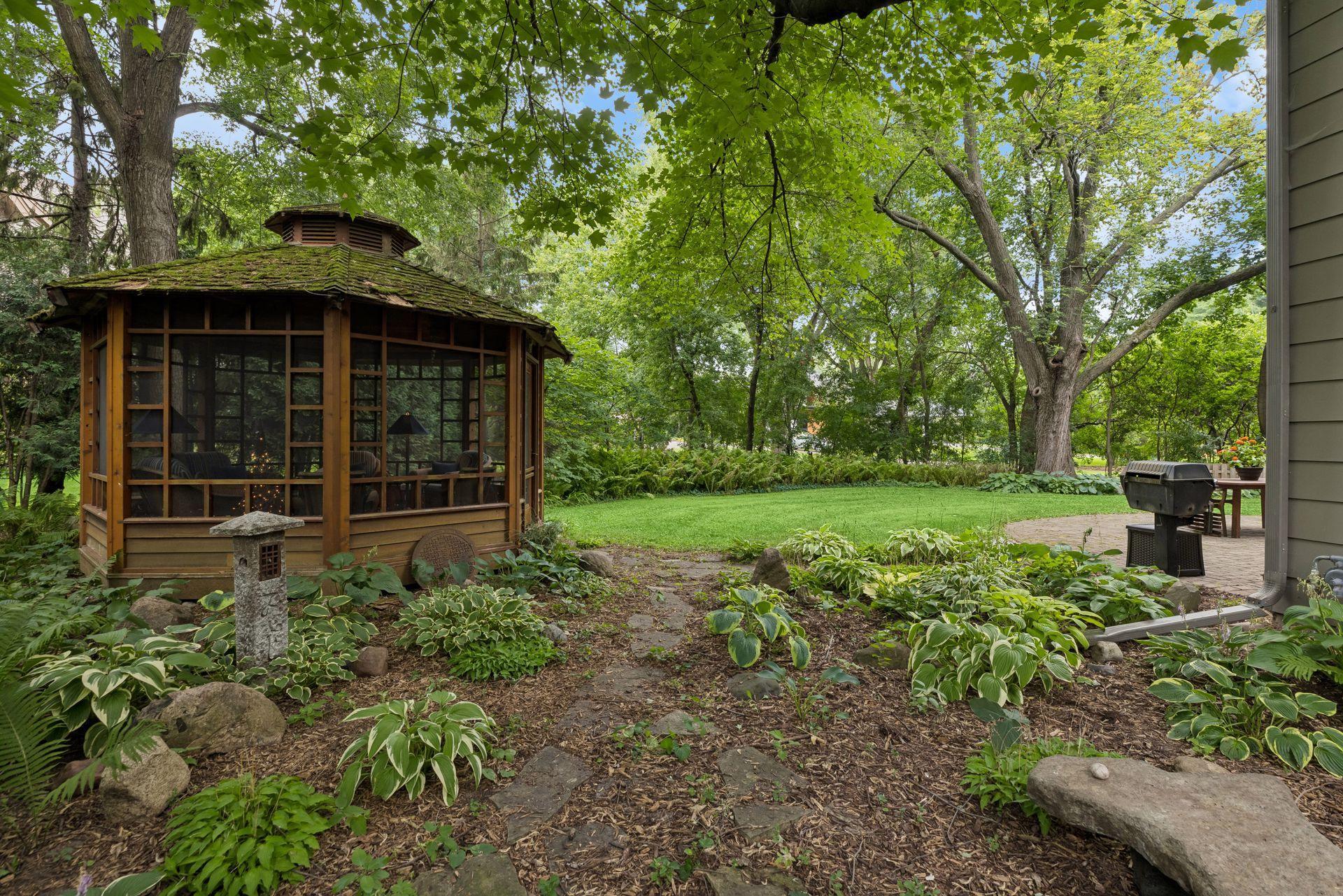View of Residential at 265 Oakwood Road, Hopkins MN 55343, Hopkins (60 of 61) - Mike Wilen | Minnesota Team Real Estate