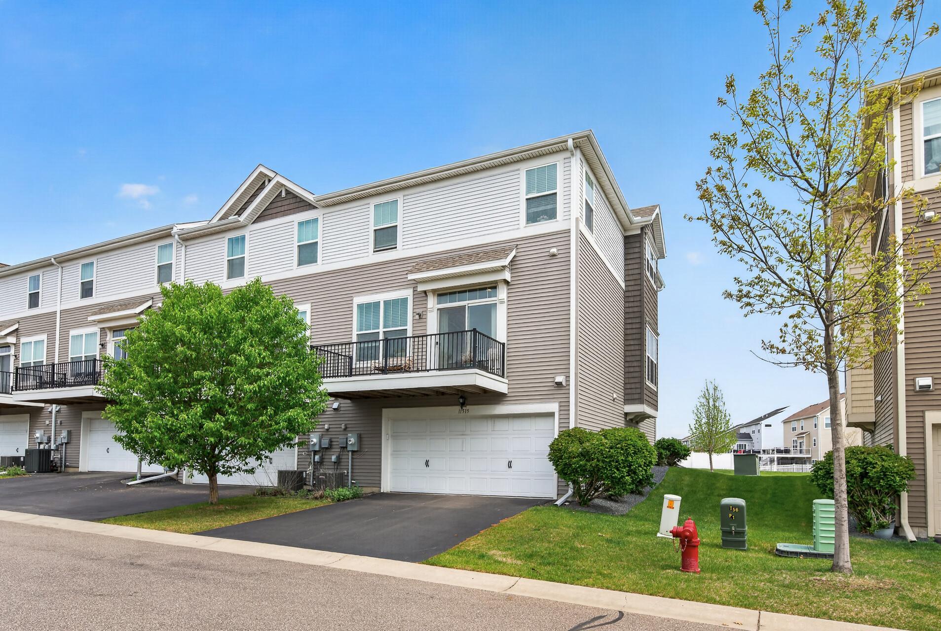 View of Residential at 11515 82nd Avenue, Maple Grove MN 55369, Maple Grove (4 of 26) - Mike Wilen | Minnesota Team Real Estate