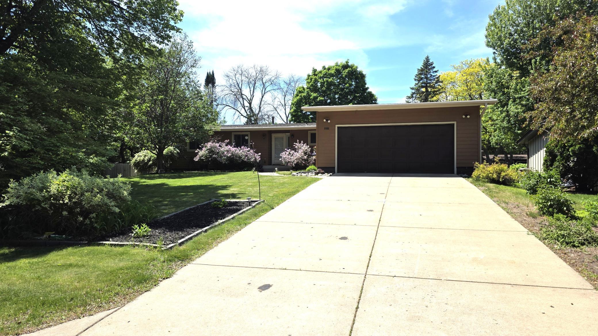 View of Residential at 8009 Edgewood Avenue, Brooklyn Park MN 55445, Brooklyn Park - Mike Wilen | Minnesota Team Real Estate