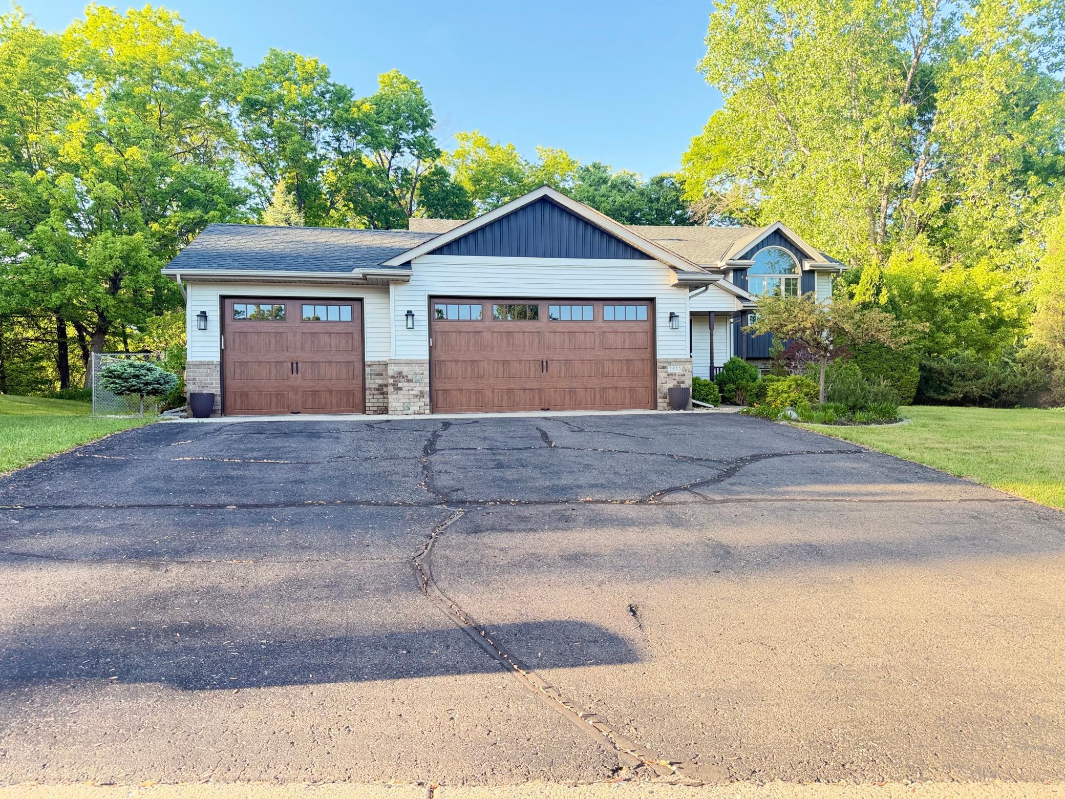 View of Residential at 2533 Montana Avenue, Maplewood MN 55119, Maplewood - Mike Wilen | Minnesota Team Real Estate
