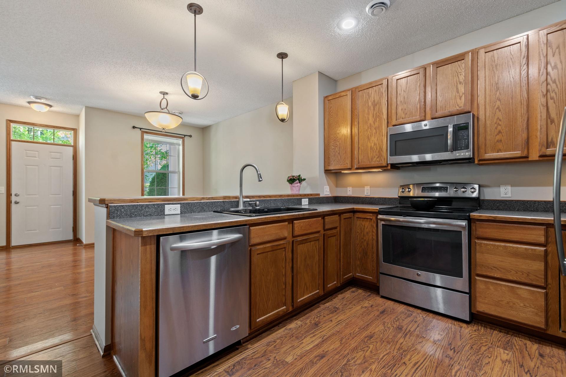View of Residential at 3473 Cherry Lane #B, Woodbury MN 55129, Woodbury (5 of 15) - Mike Wilen | Minnesota Team Real Estate