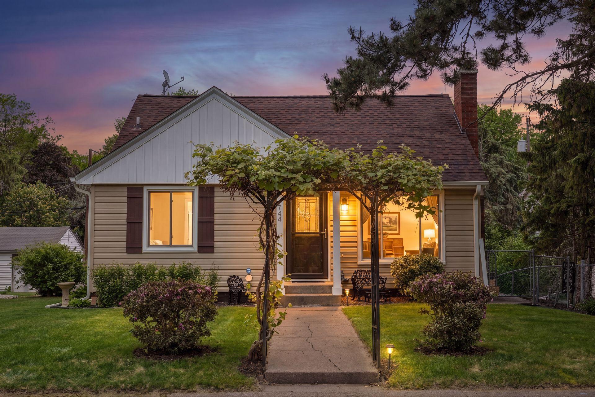 View of Residential at 2744 Zenith Avenue, Robbinsdale MN 55422, Robbinsdale - Mike Wilen | Minnesota Team Real Estate