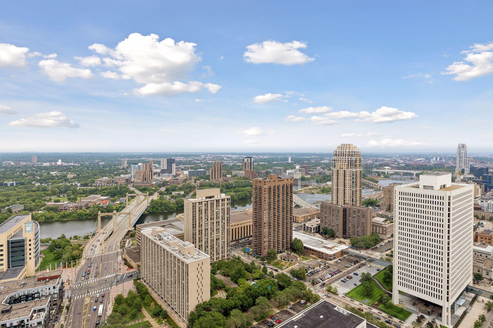 View of Residential at 255 Hennepin Avenue #3103, Minneapolis MN 55408, Minneapolis (22 of 117) - Mike Wilen | Minnesota Team Real Estate