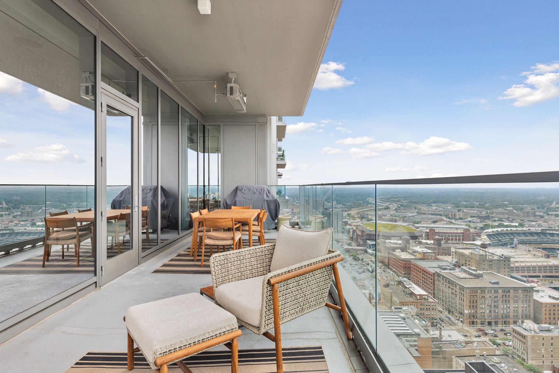 View of Residential at 255 Hennepin Avenue #3103, Minneapolis MN 55408, Minneapolis (10 of 117) - Mike Wilen | Minnesota Team Real Estate