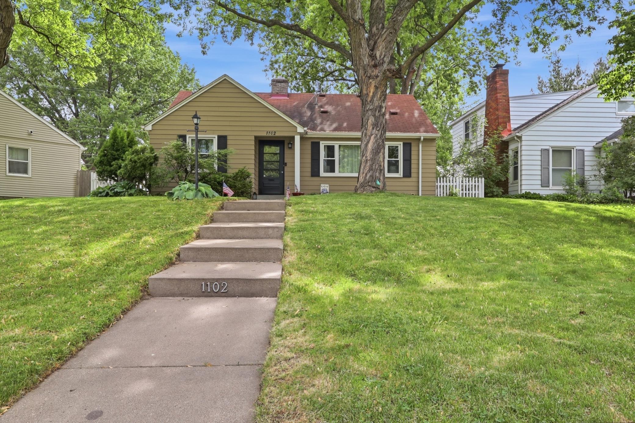 View of Residential at 1102 Delaware Avenue, West Saint Paul MN 55118, West Saint Paul - Mike Wilen | Minnesota Team Real Estate
