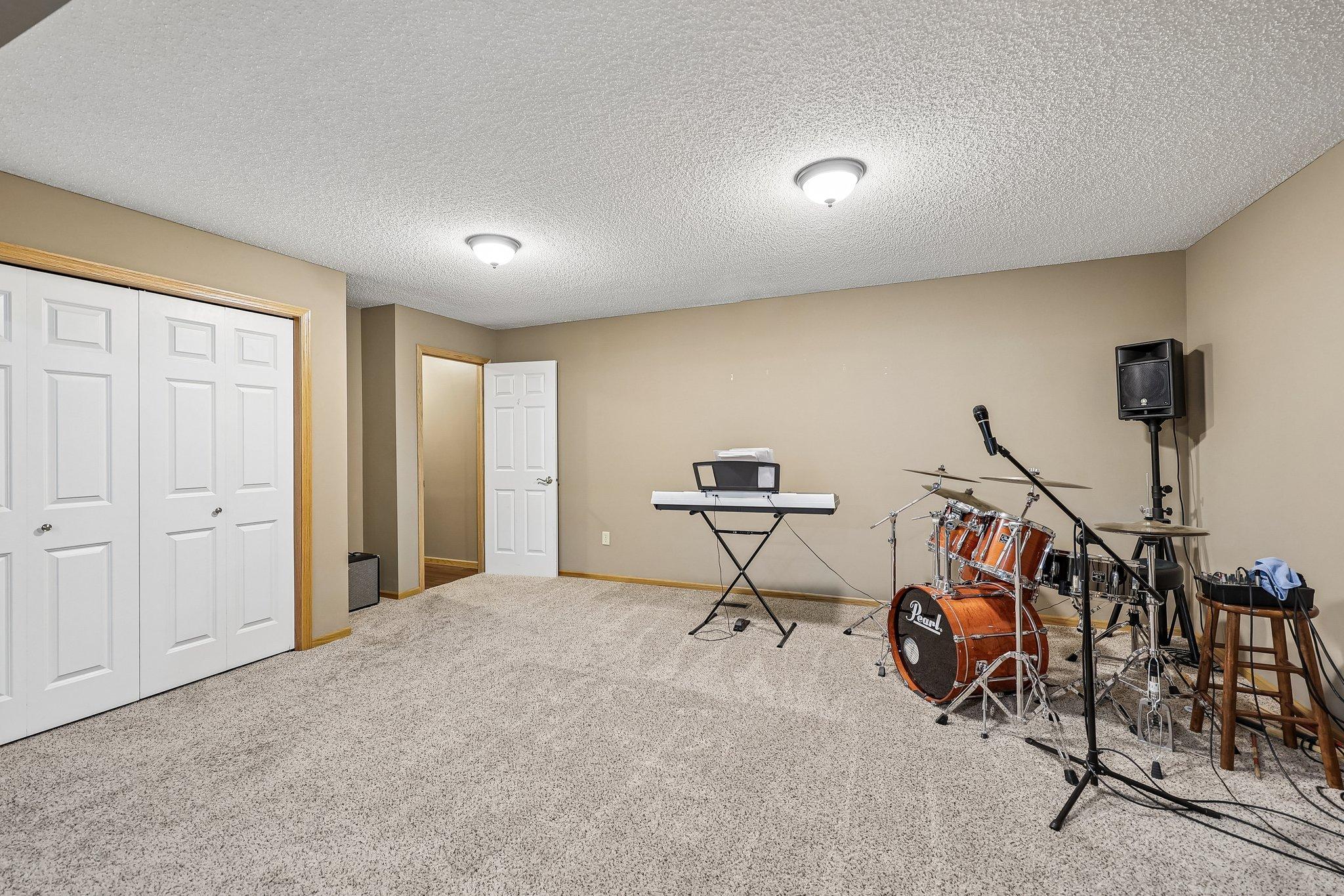 View of Residential at 3244 140th Avenue, Andover MN 55304, Andover (25 of 67) - Mike Wilen | Minnesota Team Real Estate