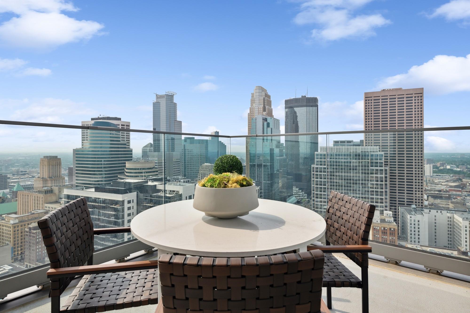View of Residential at 255 Hennepin Ave #3107, Minneapolis MN 55401, Minneapolis (17 of 36) - Mike Wilen | Minnesota Team Real Estate