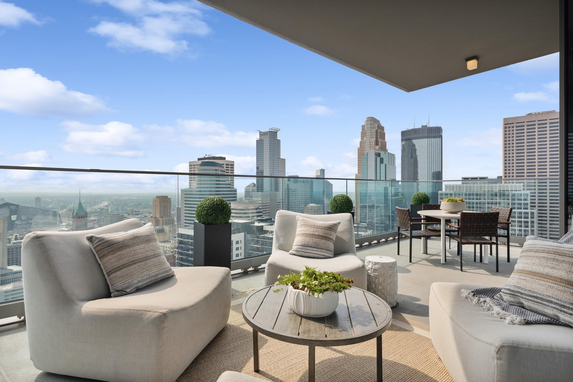 View of Residential at 255 Hennepin Ave #3107, Minneapolis MN 55401, Minneapolis (15 of 36) - Mike Wilen | Minnesota Team Real Estate