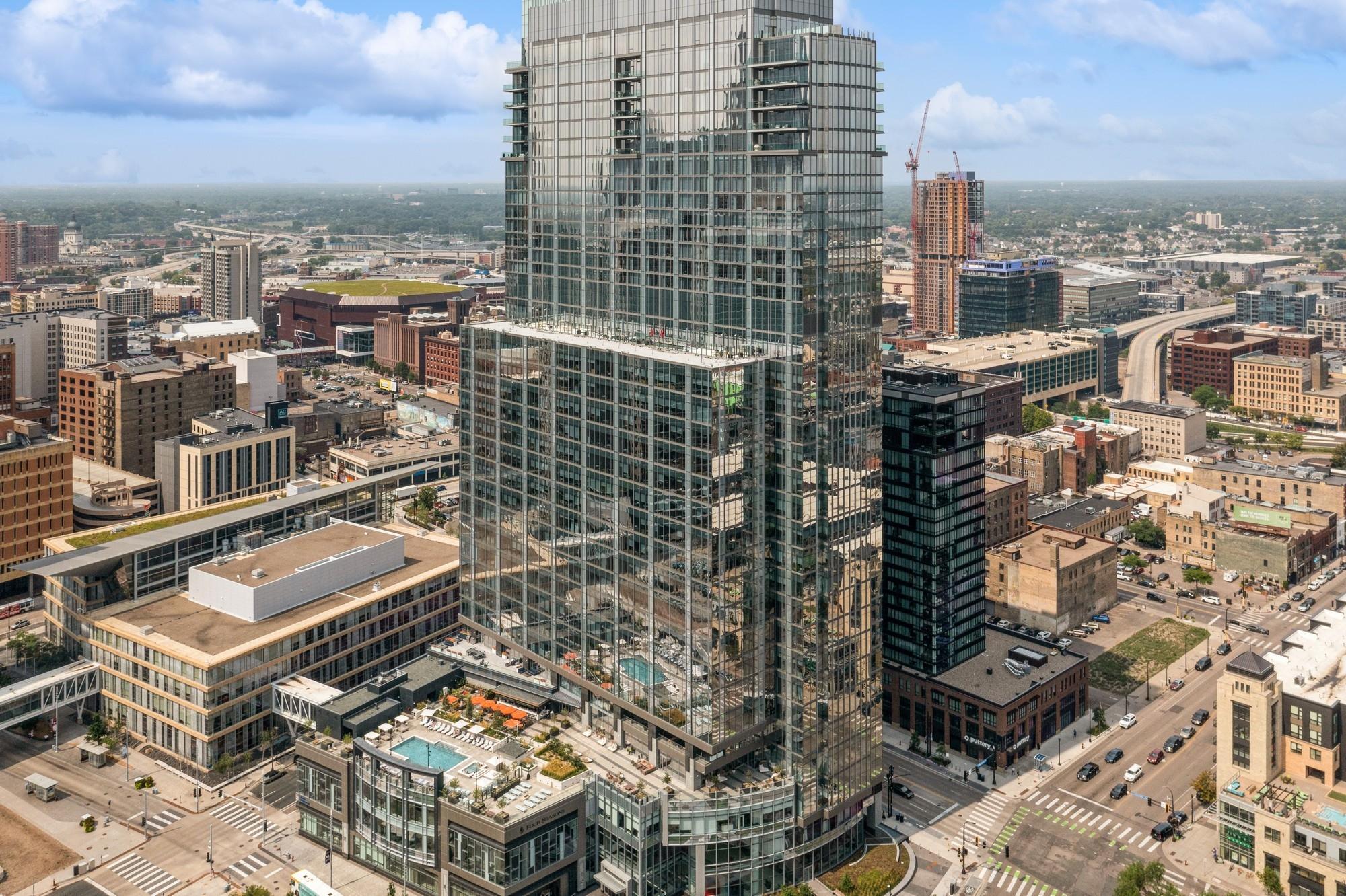 View of Residential at 255 Hennepin Ave #3107, Minneapolis MN 55401, Minneapolis (33 of 36) - Mike Wilen | Minnesota Team Real Estate