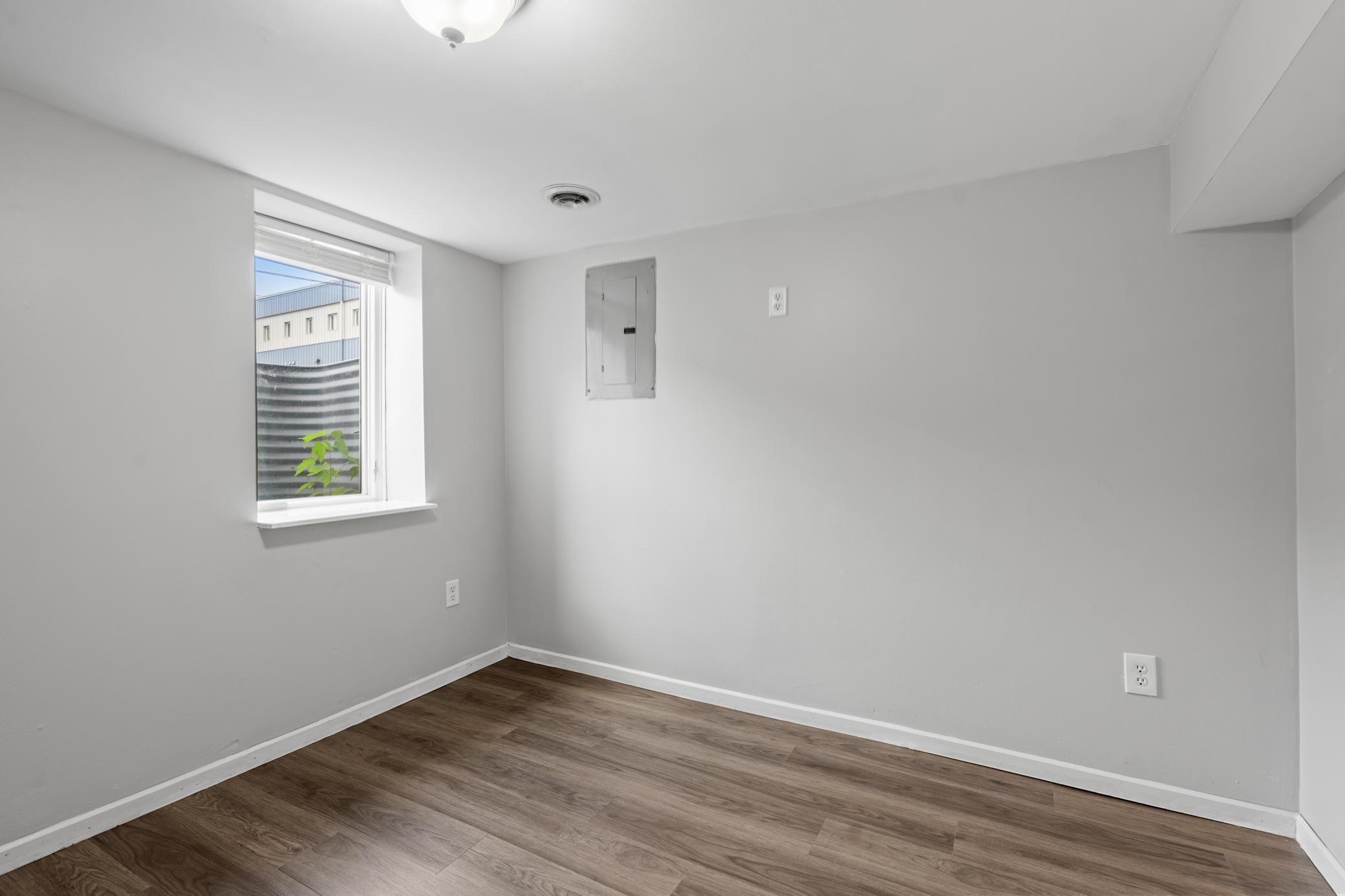 View of Residential at 1176 14th Avenue, Minneapolis MN 55414, Minneapolis (23 of 25) - Mike Wilen | Minnesota Team Real Estate