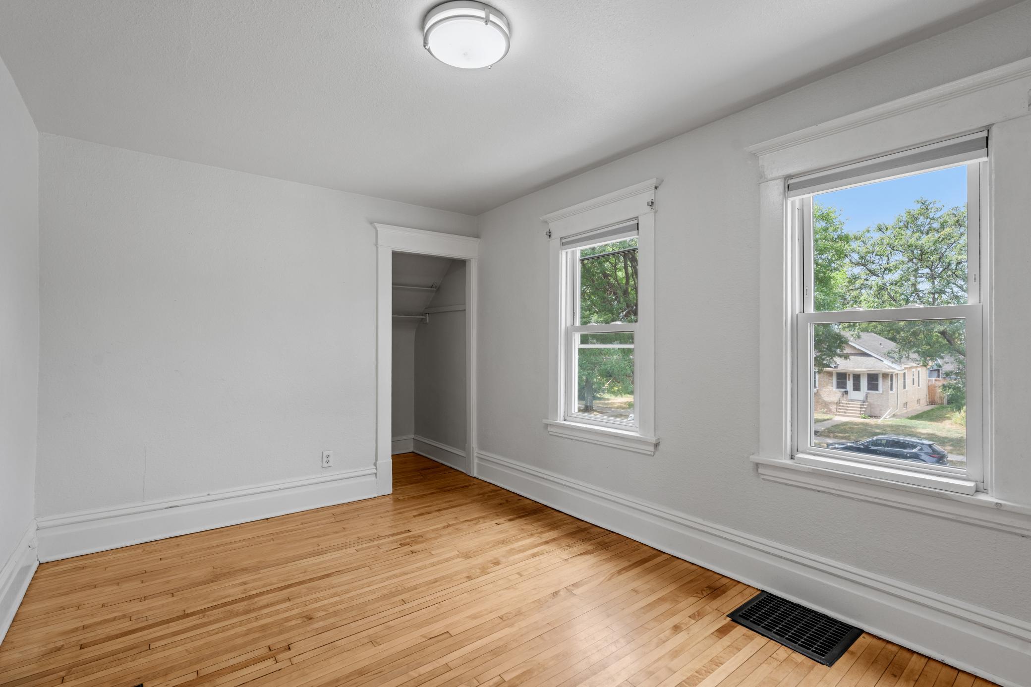 View of Residential at 1176 14th Avenue, Minneapolis MN 55414, Minneapolis (15 of 25) - Mike Wilen | Minnesota Team Real Estate