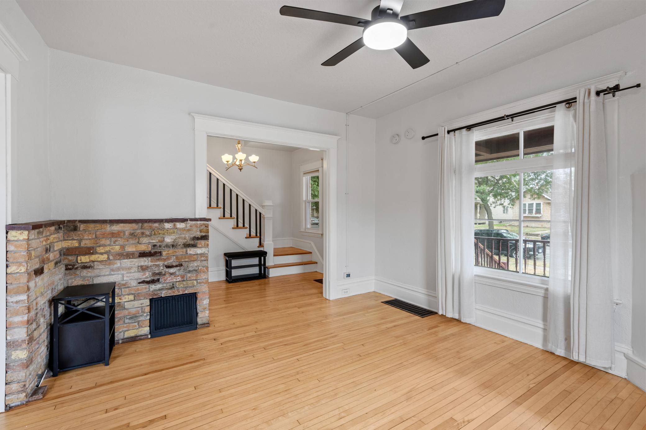 View of Residential at 1176 14th Avenue, Minneapolis MN 55414, Minneapolis (3 of 25) - Mike Wilen | Minnesota Team Real Estate