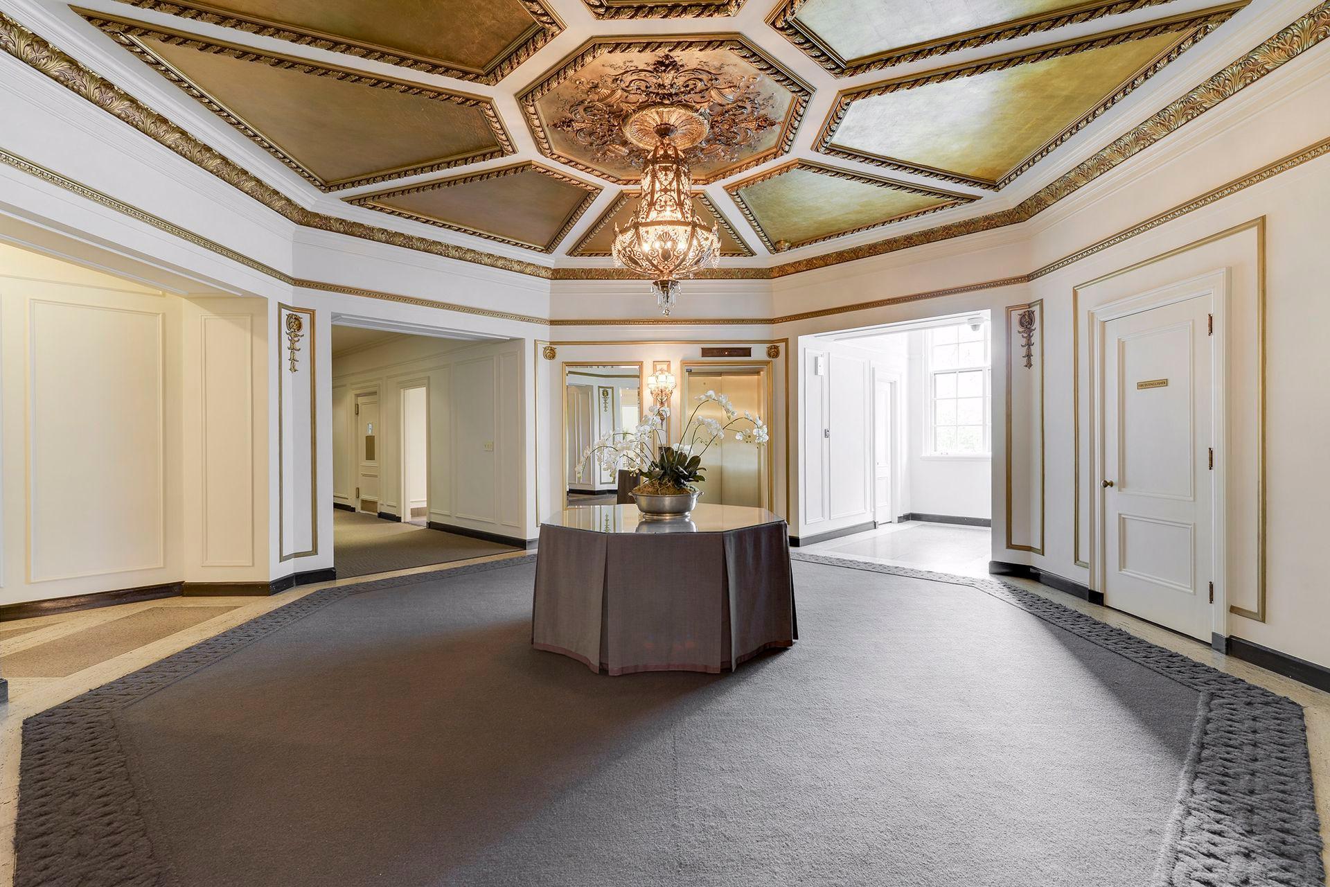 View of Residential at 510 Groveland Avenue #304, Minneapolis MN 55403, Minneapolis (43 of 53) - Mike Wilen | Minnesota Team Real Estate