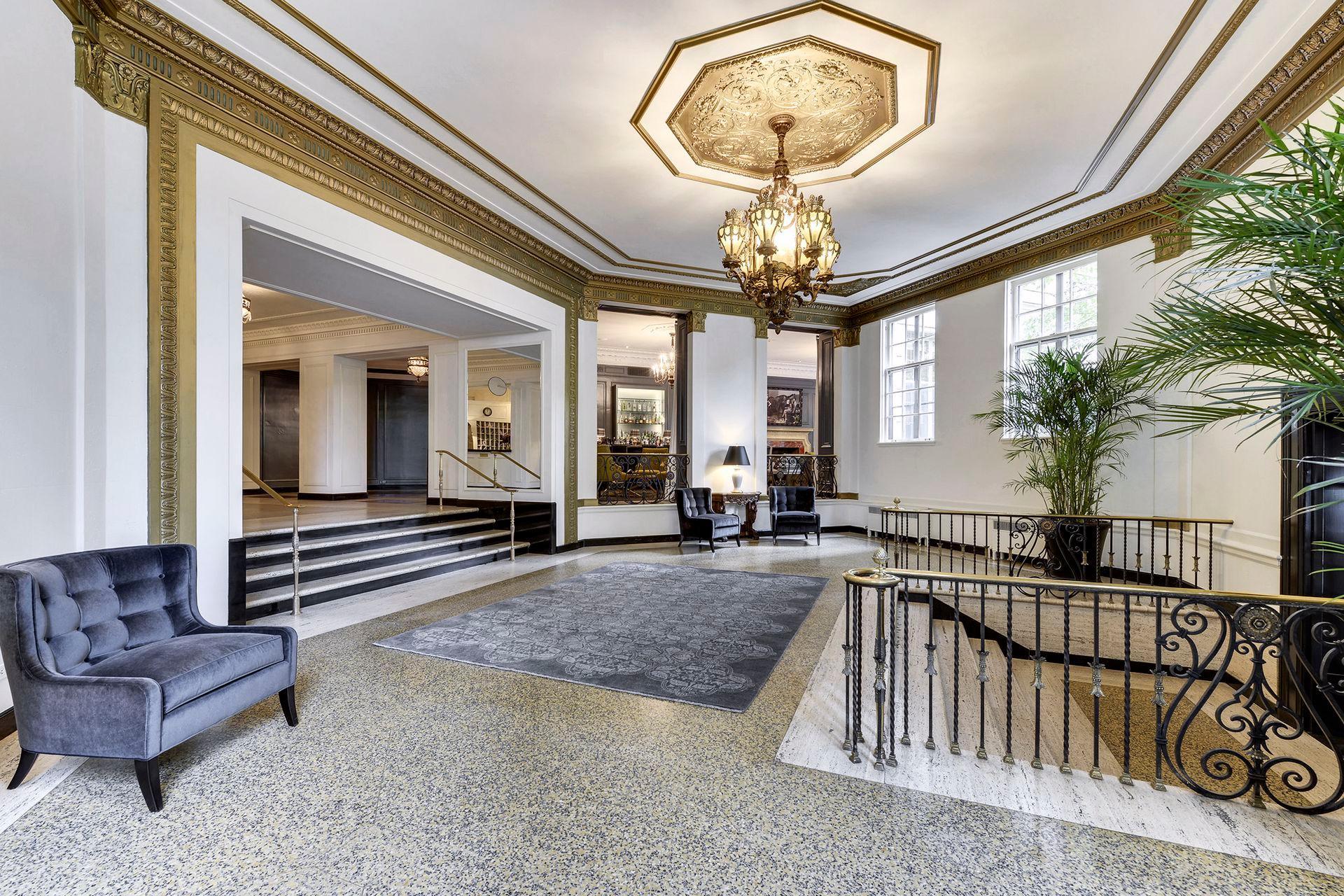 View of Residential at 510 Groveland Avenue #304, Minneapolis MN 55403, Minneapolis (44 of 53) - Mike Wilen | Minnesota Team Real Estate