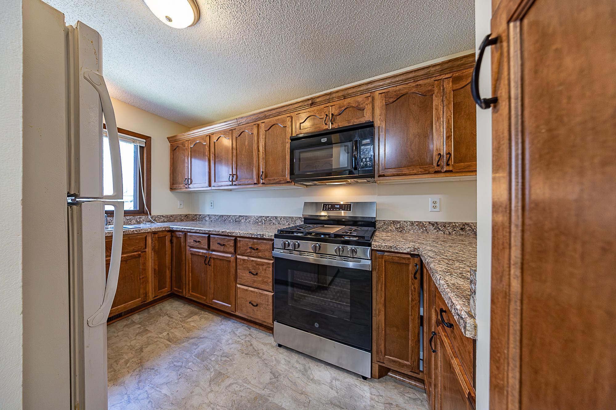 View of Residential at 2421 Elliot Avenue, Minneapolis MN 55404, Minneapolis (5 of 23) - Mike Wilen | Minnesota Team Real Estate