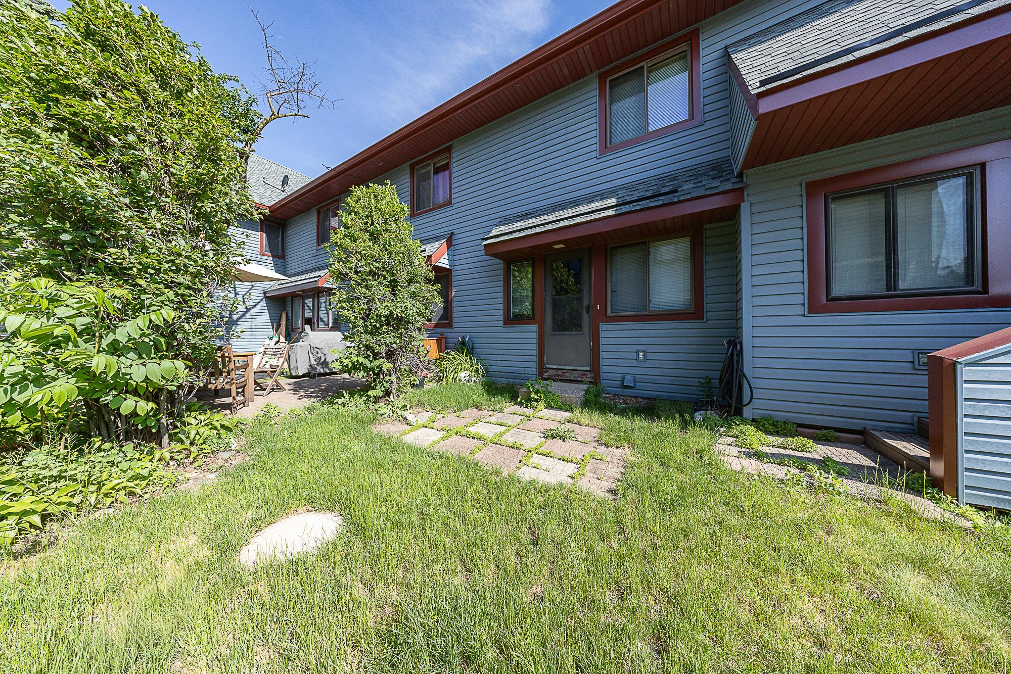 View of Residential at 2421 Elliot Avenue, Minneapolis MN 55404, Minneapolis (22 of 23) - Mike Wilen | Minnesota Team Real Estate