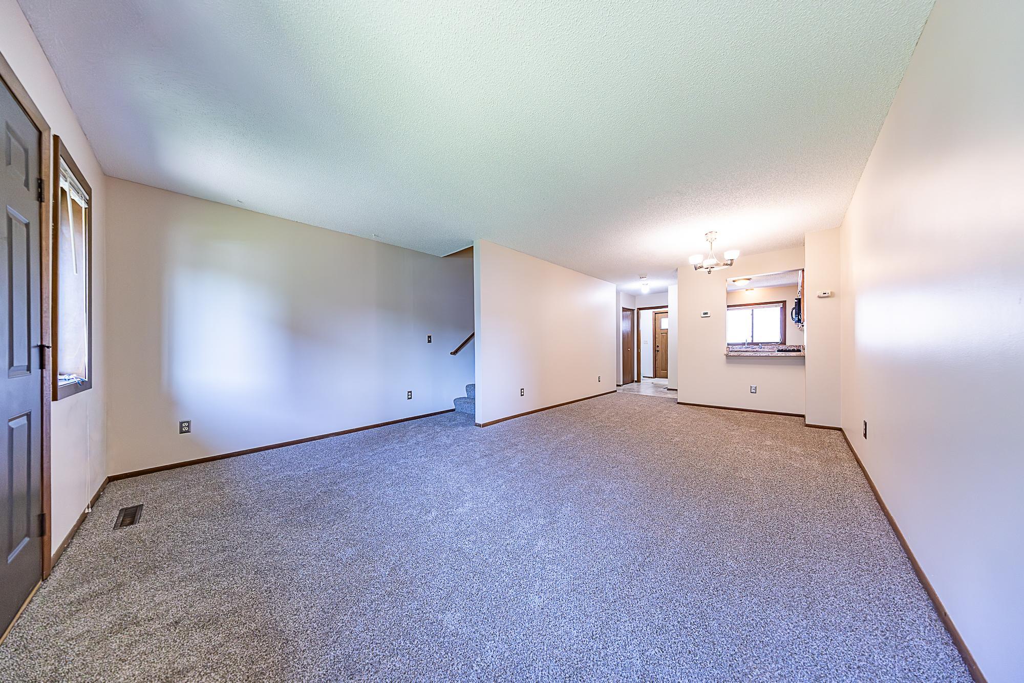 View of Residential at 2421 Elliot Avenue, Minneapolis MN 55404, Minneapolis (13 of 23) - Mike Wilen | Minnesota Team Real Estate