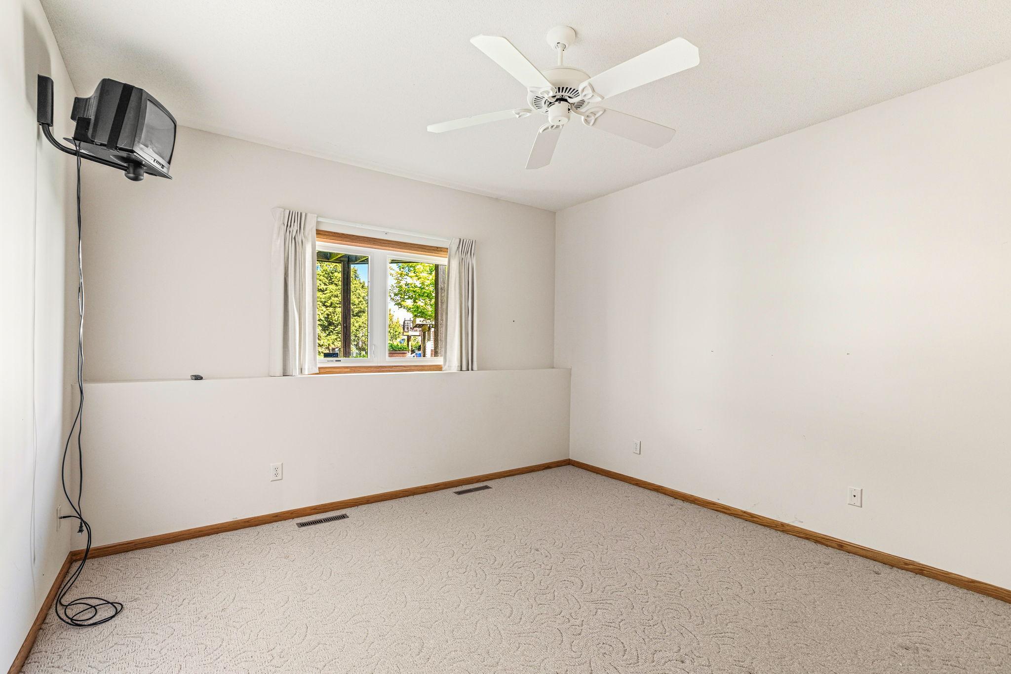 View of Residential at 16568 Irwindale Way, Lakeville MN 55044, Lakeville (39 of 55) - Mike Wilen | Minnesota Team Real Estate