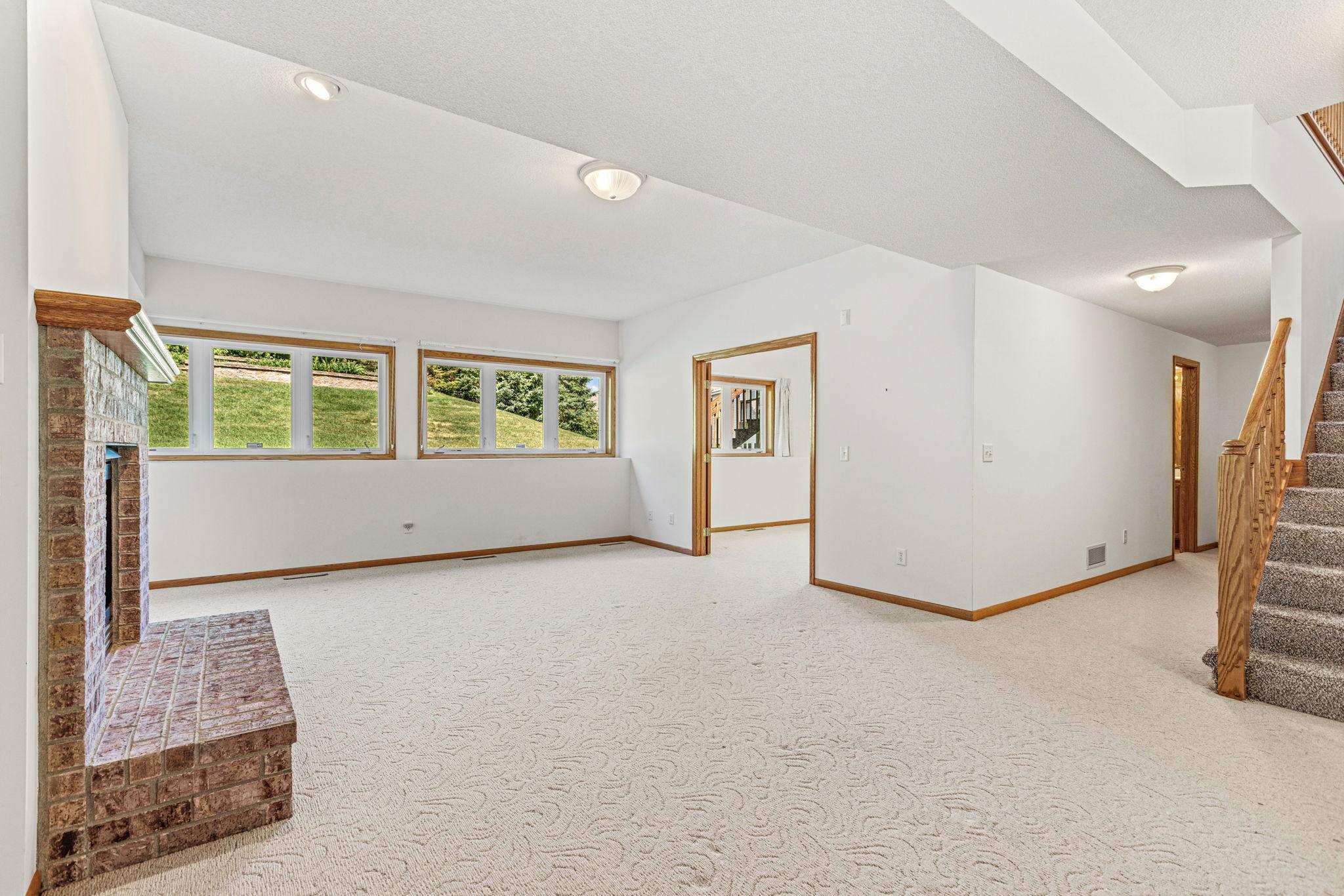 View of Residential at 16568 Irwindale Way, Lakeville MN 55044, Lakeville (36 of 55) - Mike Wilen | Minnesota Team Real Estate