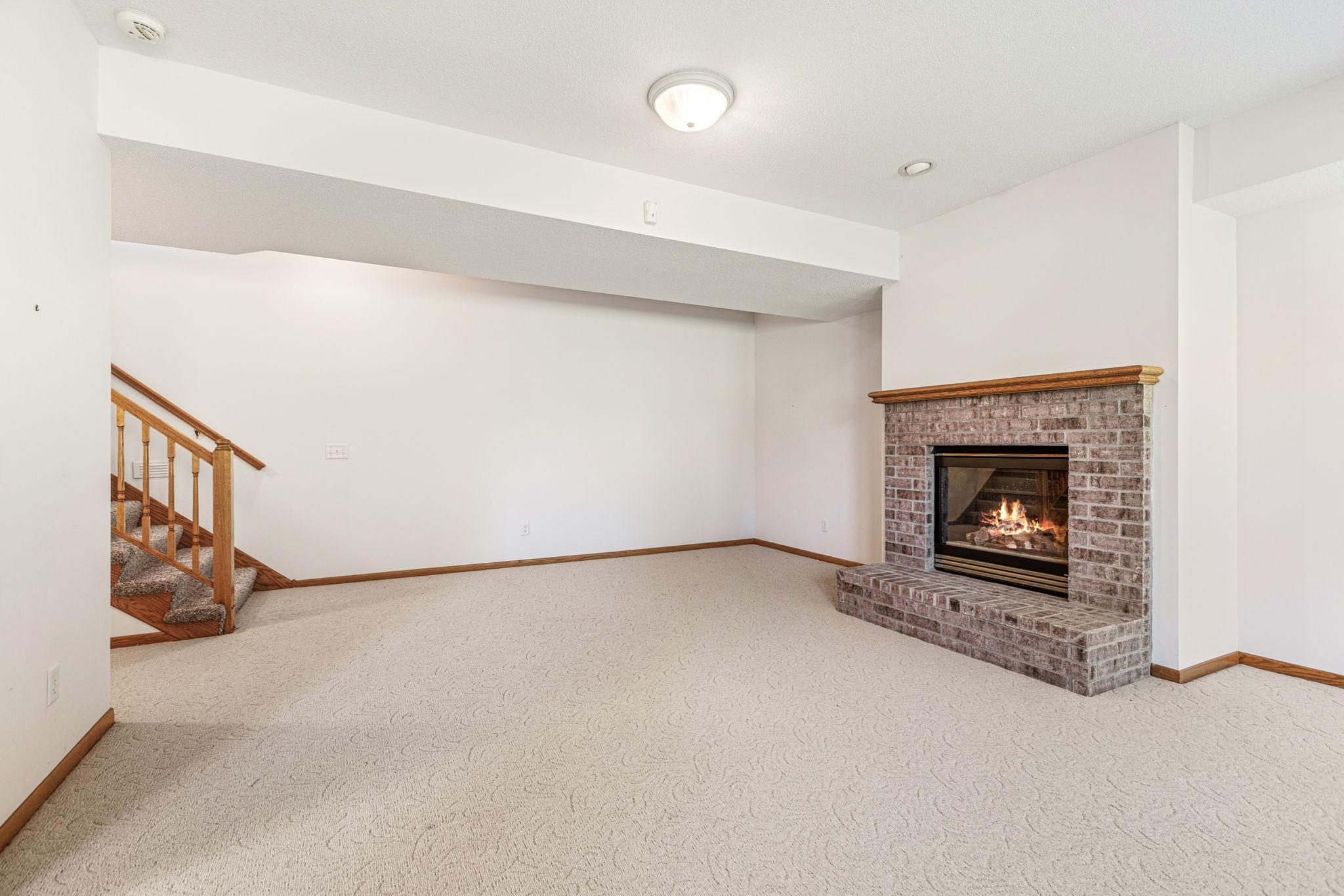 View of Residential at 16568 Irwindale Way, Lakeville MN 55044, Lakeville (34 of 55) - Mike Wilen | Minnesota Team Real Estate