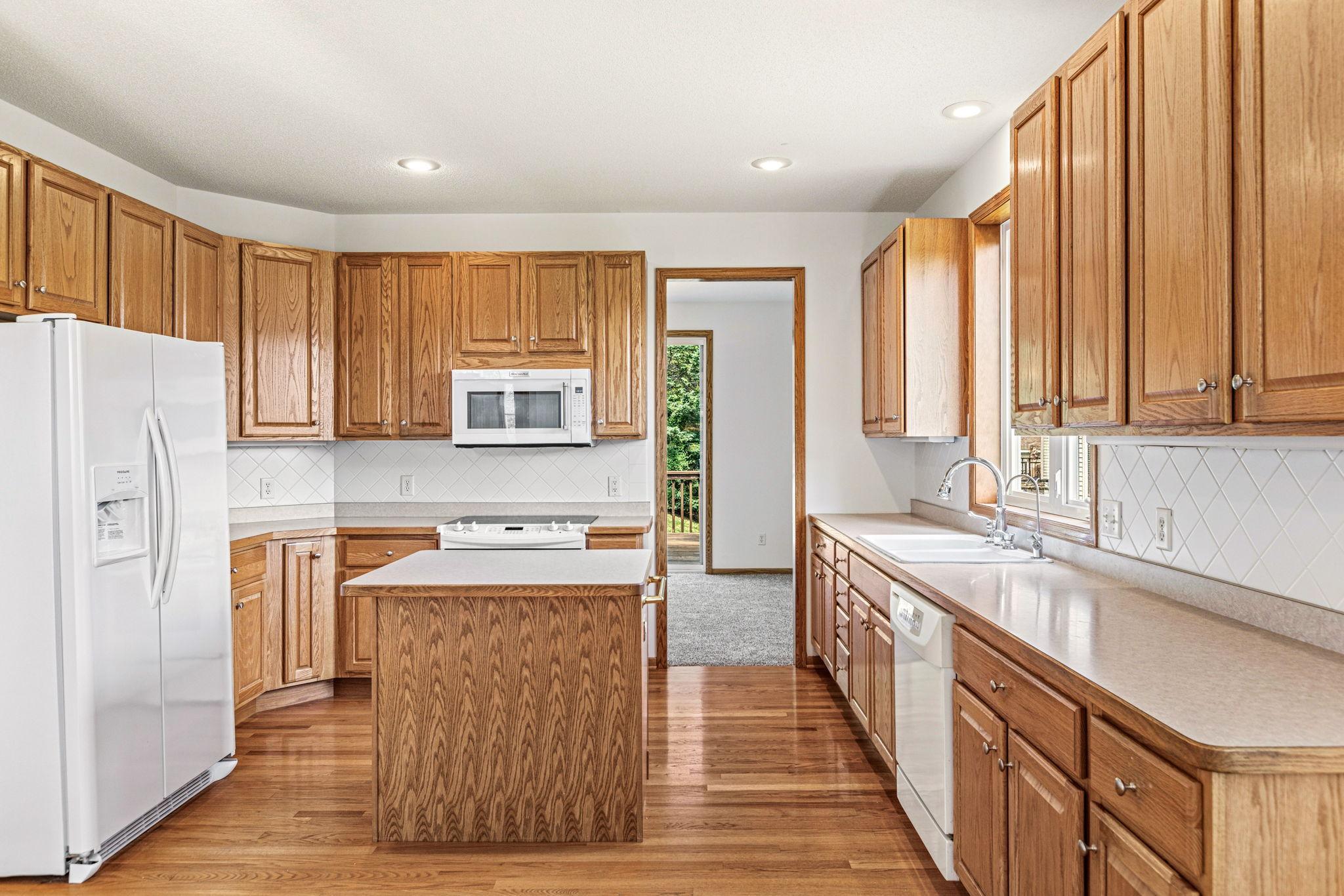 View of Residential at 16568 Irwindale Way, Lakeville MN 55044, Lakeville (24 of 55) - Mike Wilen | Minnesota Team Real Estate