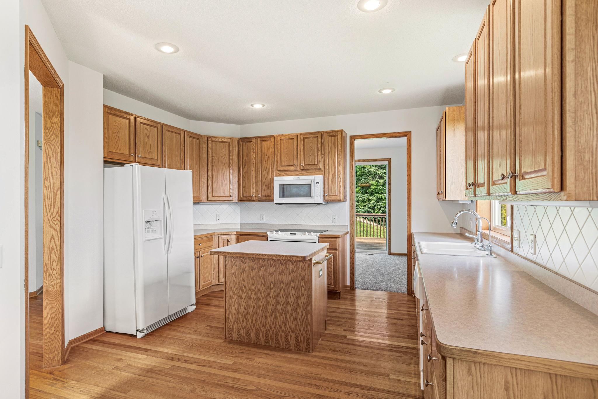View of Residential at 16568 Irwindale Way, Lakeville MN 55044, Lakeville (5 of 55) - Mike Wilen | Minnesota Team Real Estate