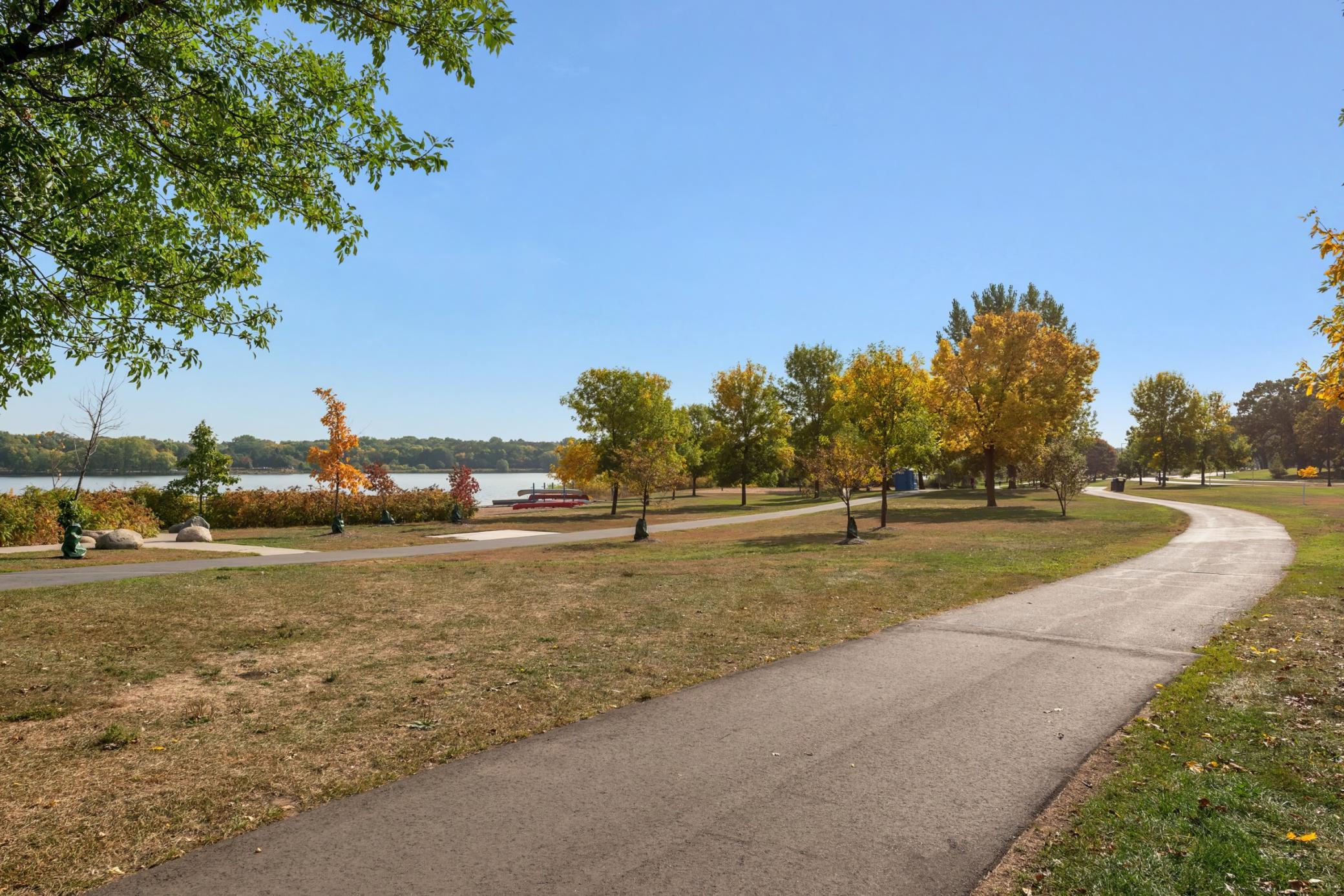 View of Residential at 871 Sherwood Avenue, Saint Paul MN 55106, Saint Paul (41 of 46) - Mike Wilen | Minnesota Team Real Estate