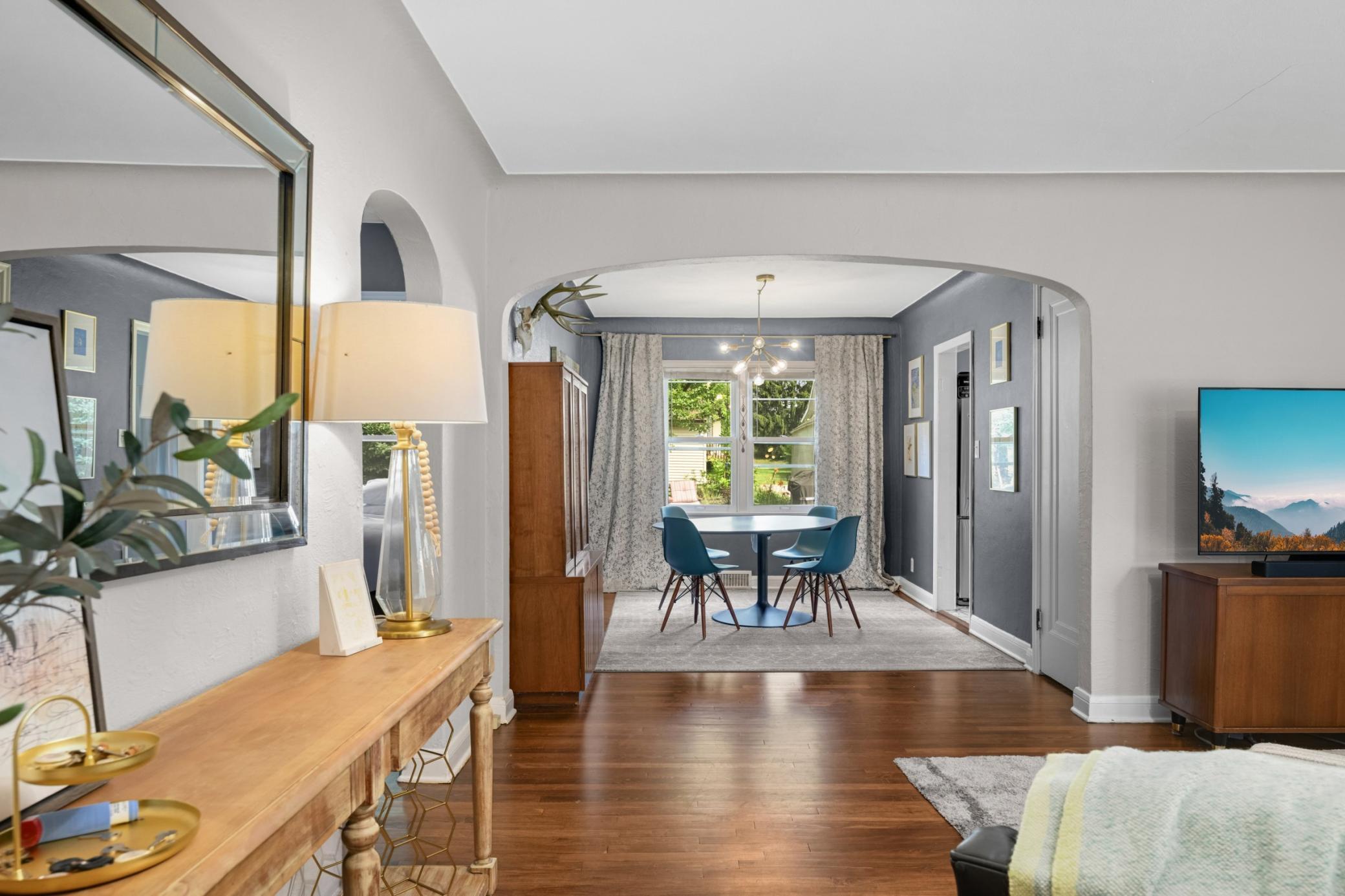 View of Residential at 871 Sherwood Avenue, Saint Paul MN 55106, Saint Paul (4 of 46) - Mike Wilen | Minnesota Team Real Estate