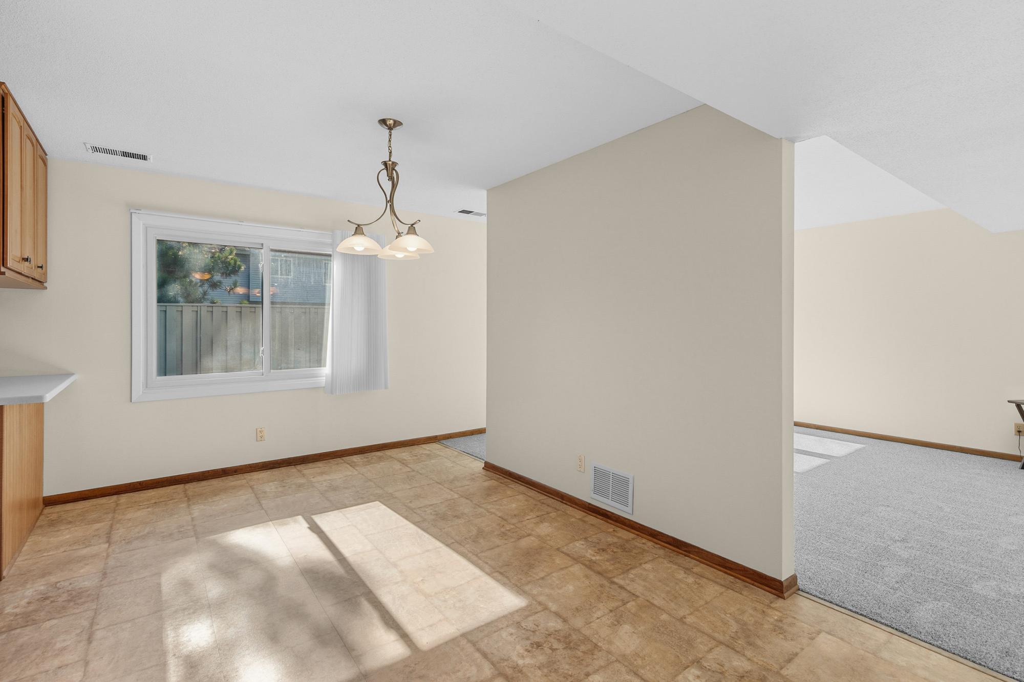 View of Residential at 987 Carmel Court, Shoreview MN 55126, Shoreview (8 of 27) - Mike Wilen | Minnesota Team Real Estate