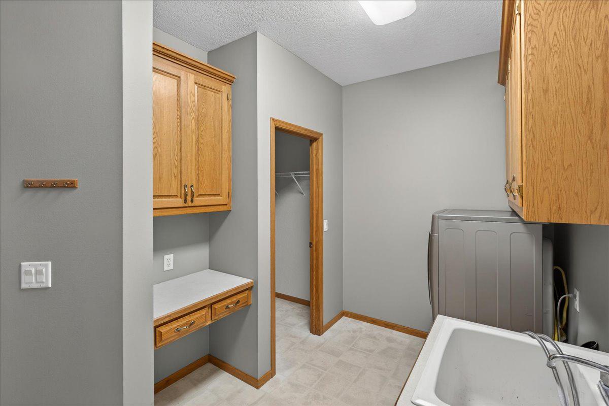 View of Residential at 17470 91st Place, Maple Grove MN 55311, Maple Grove (25 of 32) - Mike Wilen | Minnesota Team Real Estate