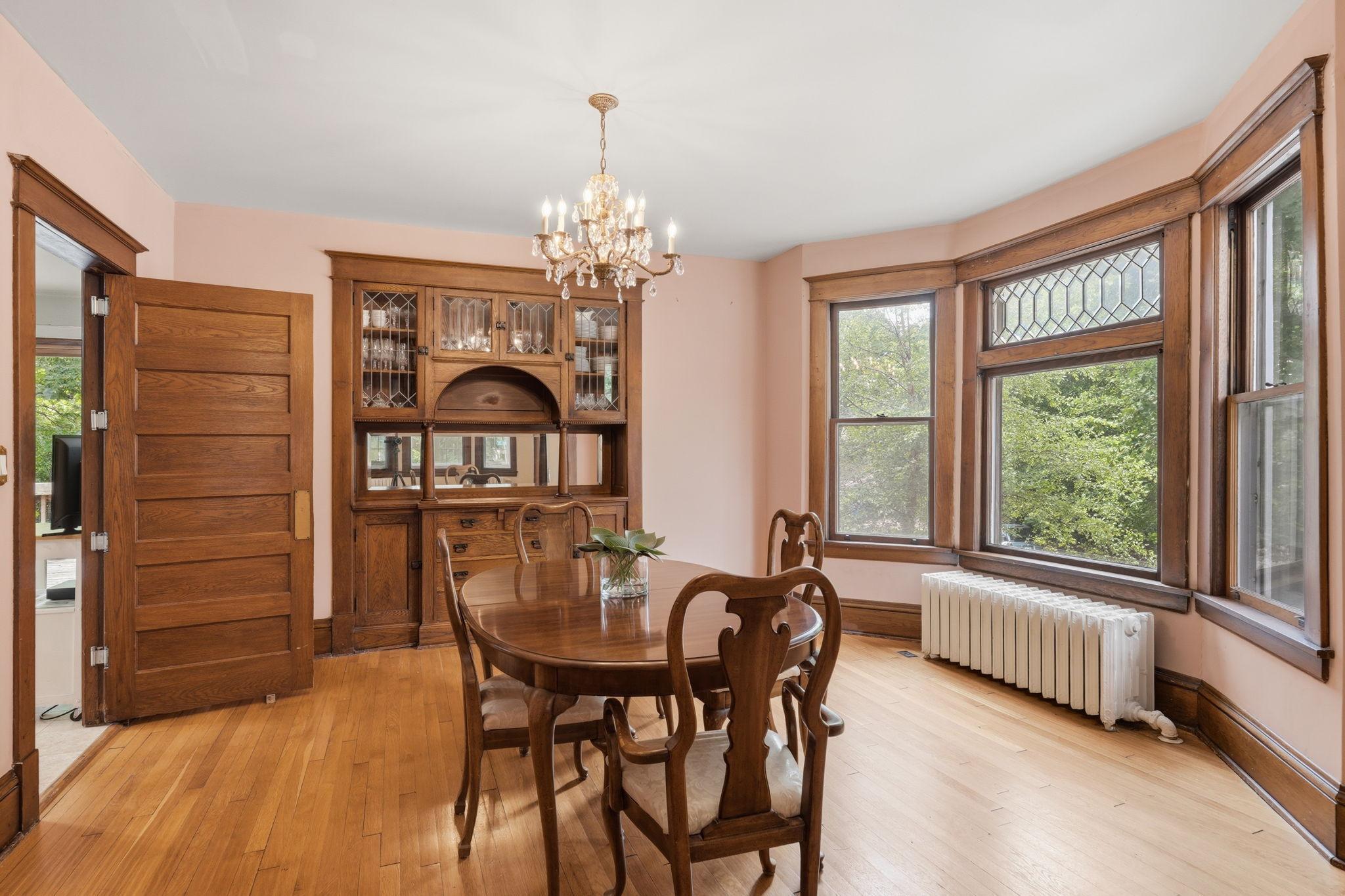 View of Residential at 2016 Laurel Avenue, Saint Paul MN 55104, Saint Paul (8 of 27) - Mike Wilen | Minnesota Team Real Estate