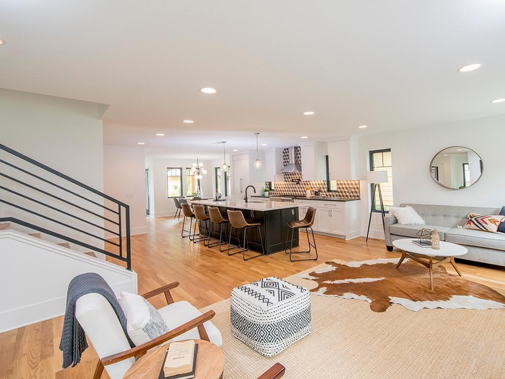 View of Residential at 1368 Eleanor Avenue, Saint Paul MN 55116, Saint Paul (5 of 15) - Mike Wilen | Minnesota Team Real Estate