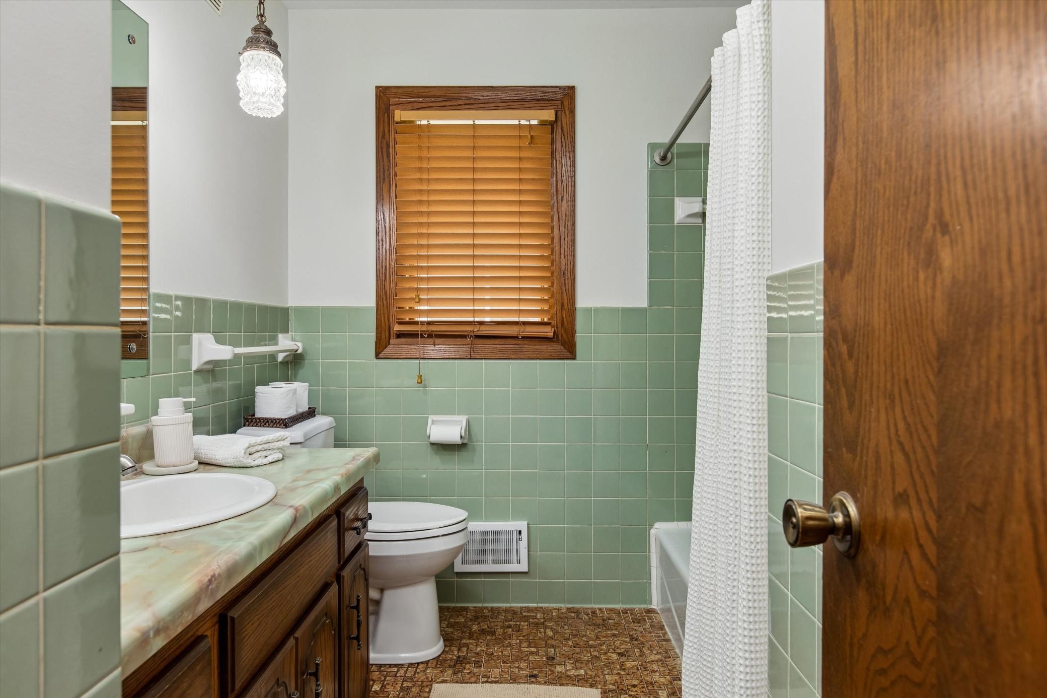 View of Residential at 1493 Arundel Street, Saint Paul MN 55117, Saint Paul (19 of 33) - Mike Wilen | Minnesota Team Real Estate