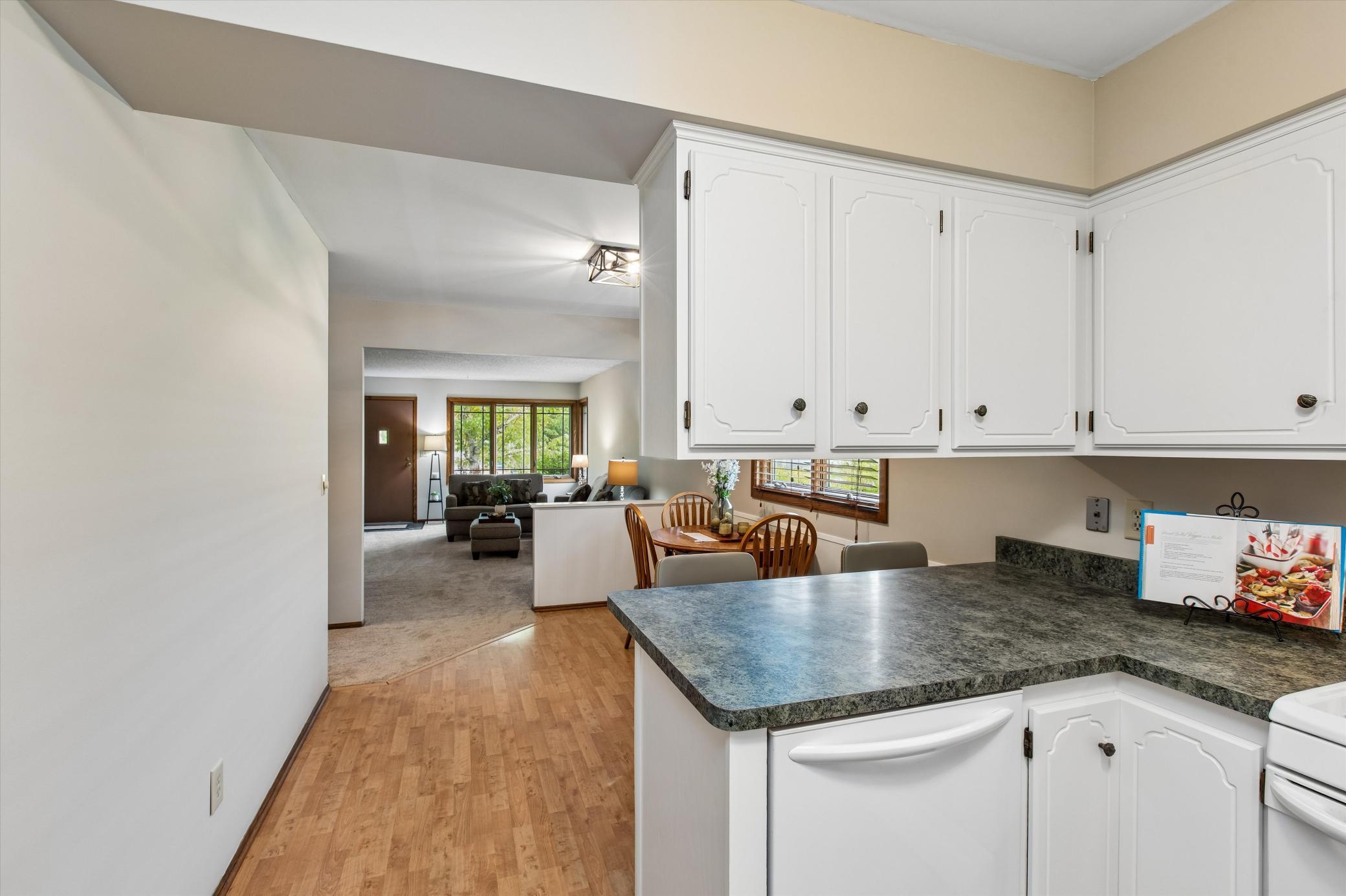 View of Residential at 1493 Arundel Street, Saint Paul MN 55117, Saint Paul (12 of 33) - Mike Wilen | Minnesota Team Real Estate