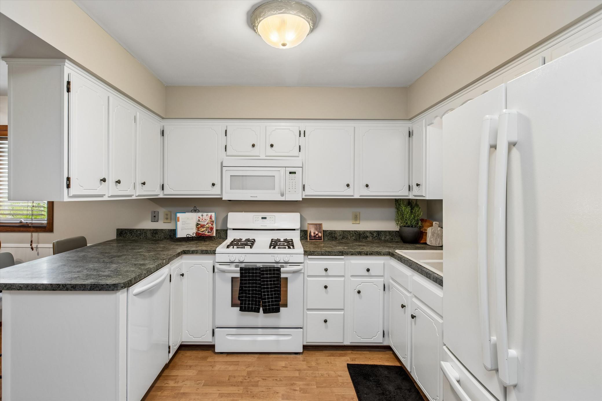 View of Residential at 1493 Arundel Street, Saint Paul MN 55117, Saint Paul (10 of 33) - Mike Wilen | Minnesota Team Real Estate