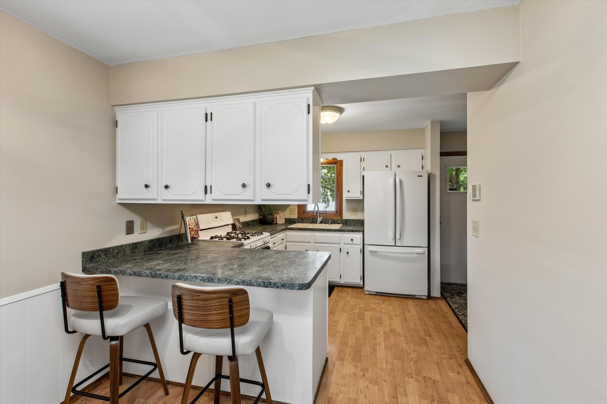 View of Residential at 1493 Arundel Street, Saint Paul MN 55117, Saint Paul (9 of 33) - Mike Wilen | Minnesota Team Real Estate