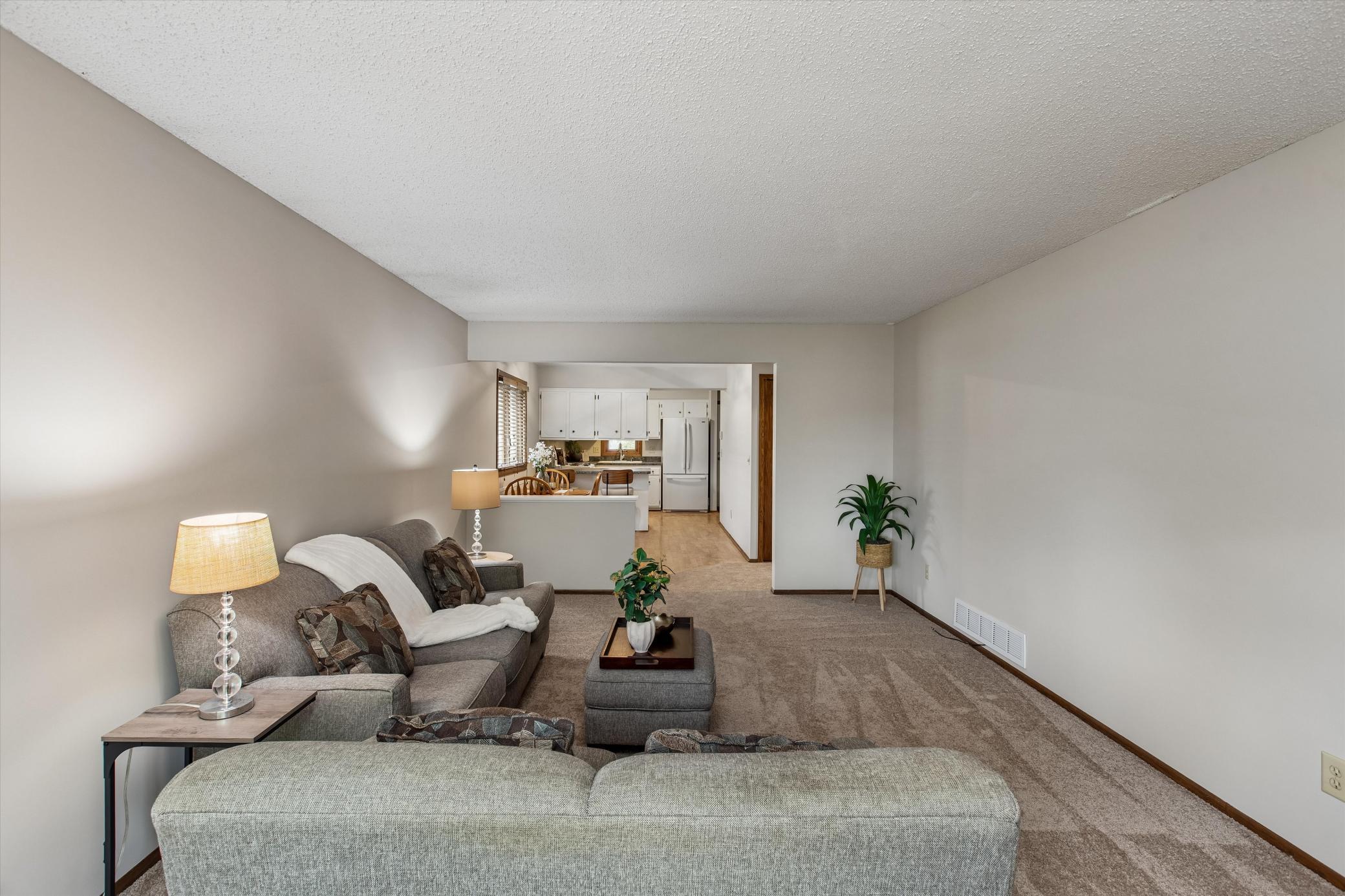 View of Residential at 1493 Arundel Street, Saint Paul MN 55117, Saint Paul (7 of 33) - Mike Wilen | Minnesota Team Real Estate
