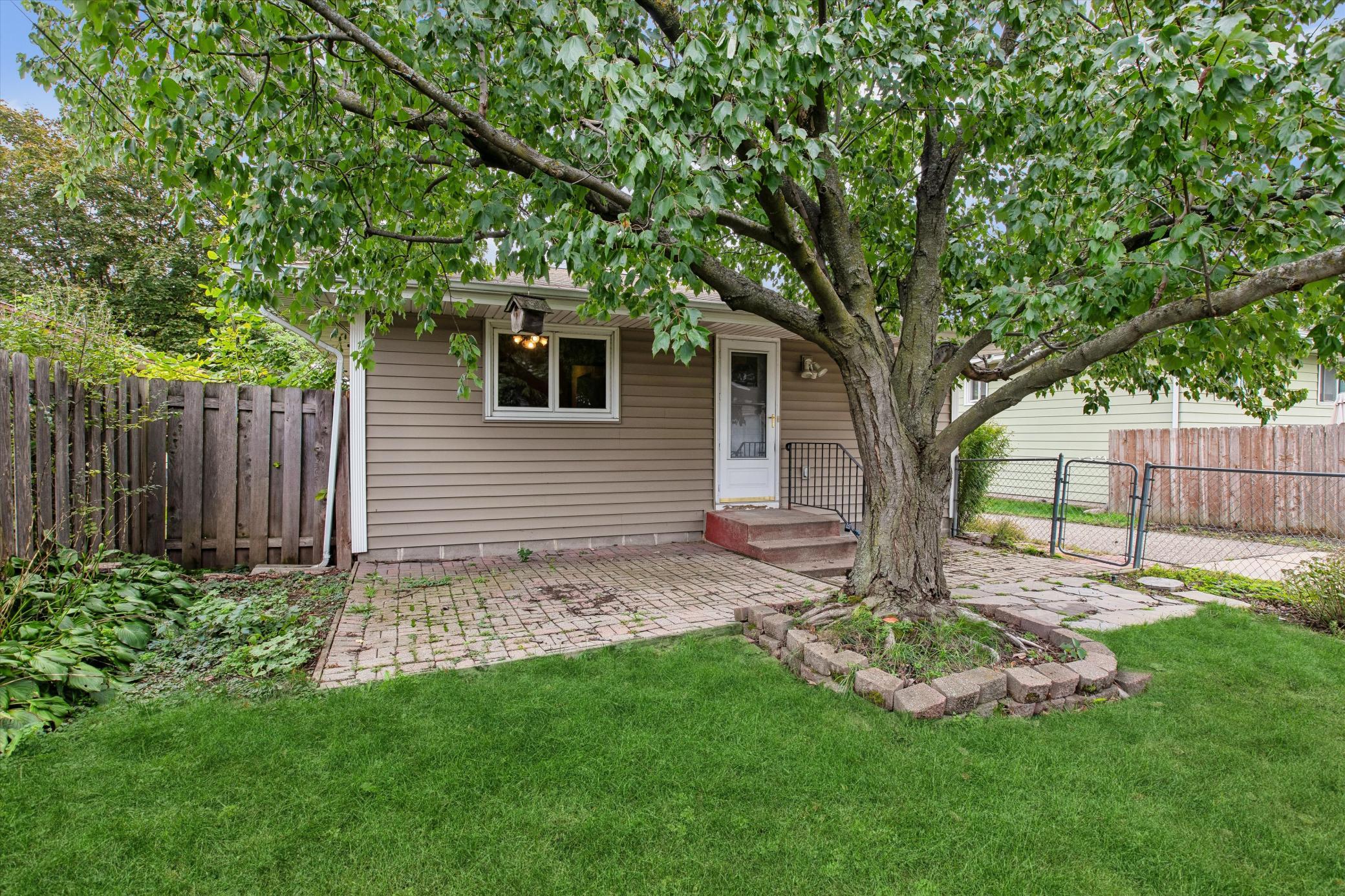 View of Residential at 1493 Arundel Street, Saint Paul MN 55117, Saint Paul (18 of 33) - Mike Wilen | Minnesota Team Real Estate