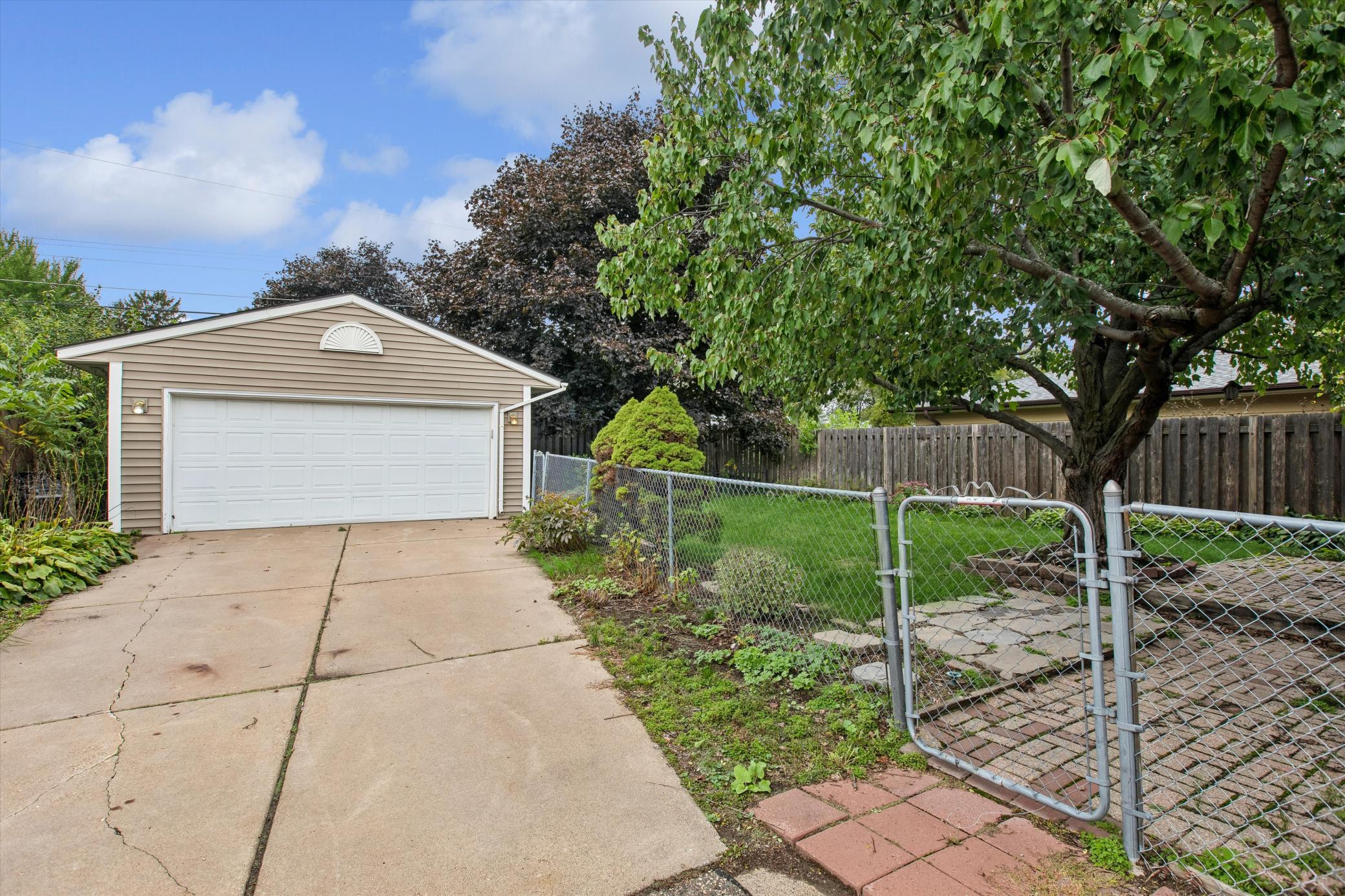 View of Residential at 1493 Arundel Street, Saint Paul MN 55117, Saint Paul (32 of 33) - Mike Wilen | Minnesota Team Real Estate