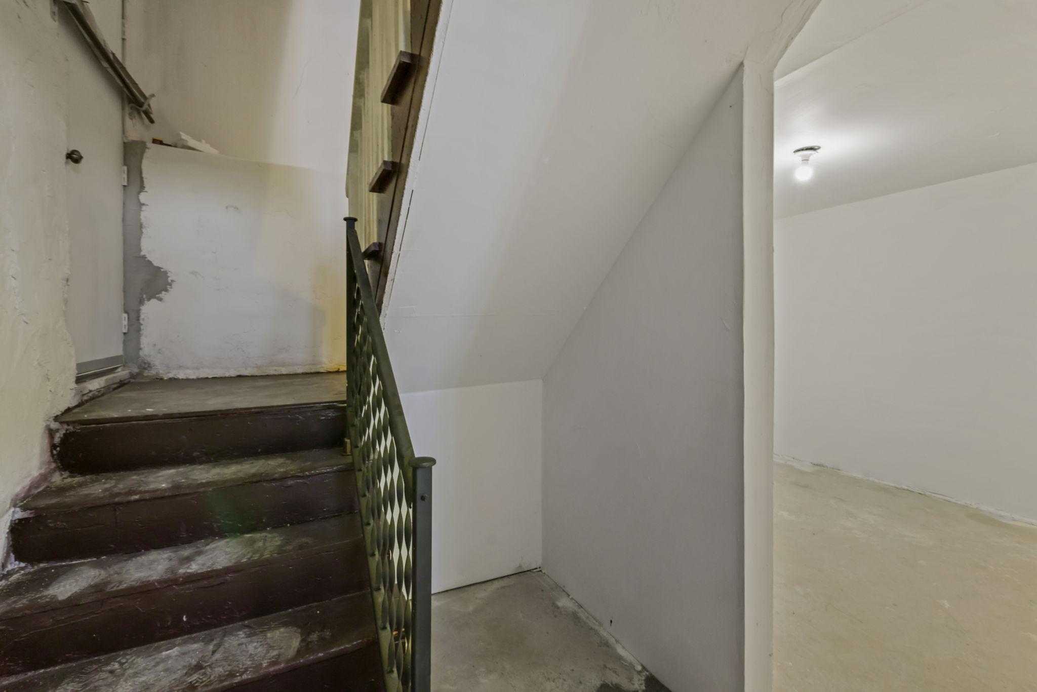 View of Residential at 3021 Park Avenue, Minneapolis MN 55407, Minneapolis (42 of 51) - Mike Wilen | Minnesota Team Real Estate
