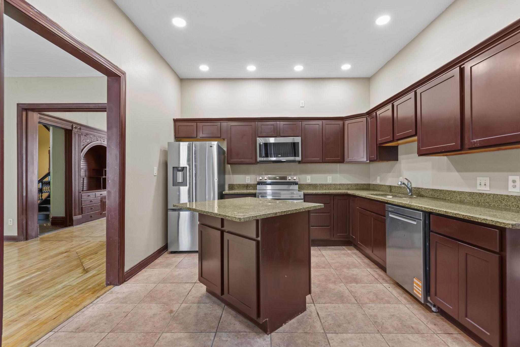 View of Residential at 3021 Park Avenue, Minneapolis MN 55407, Minneapolis (13 of 51) - Mike Wilen | Minnesota Team Real Estate