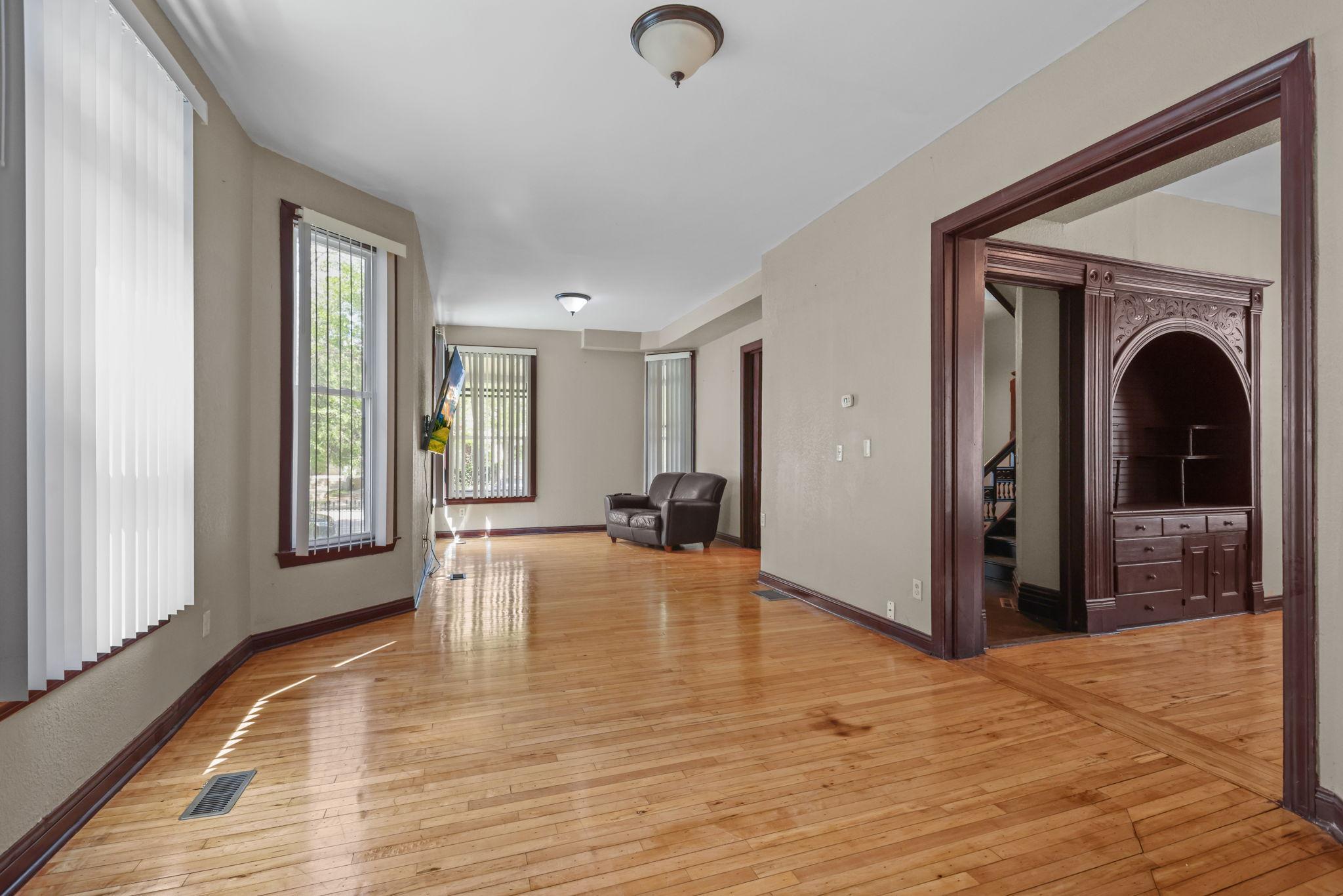 View of Residential at 3021 Park Avenue, Minneapolis MN 55407, Minneapolis (8 of 51) - Mike Wilen | Minnesota Team Real Estate
