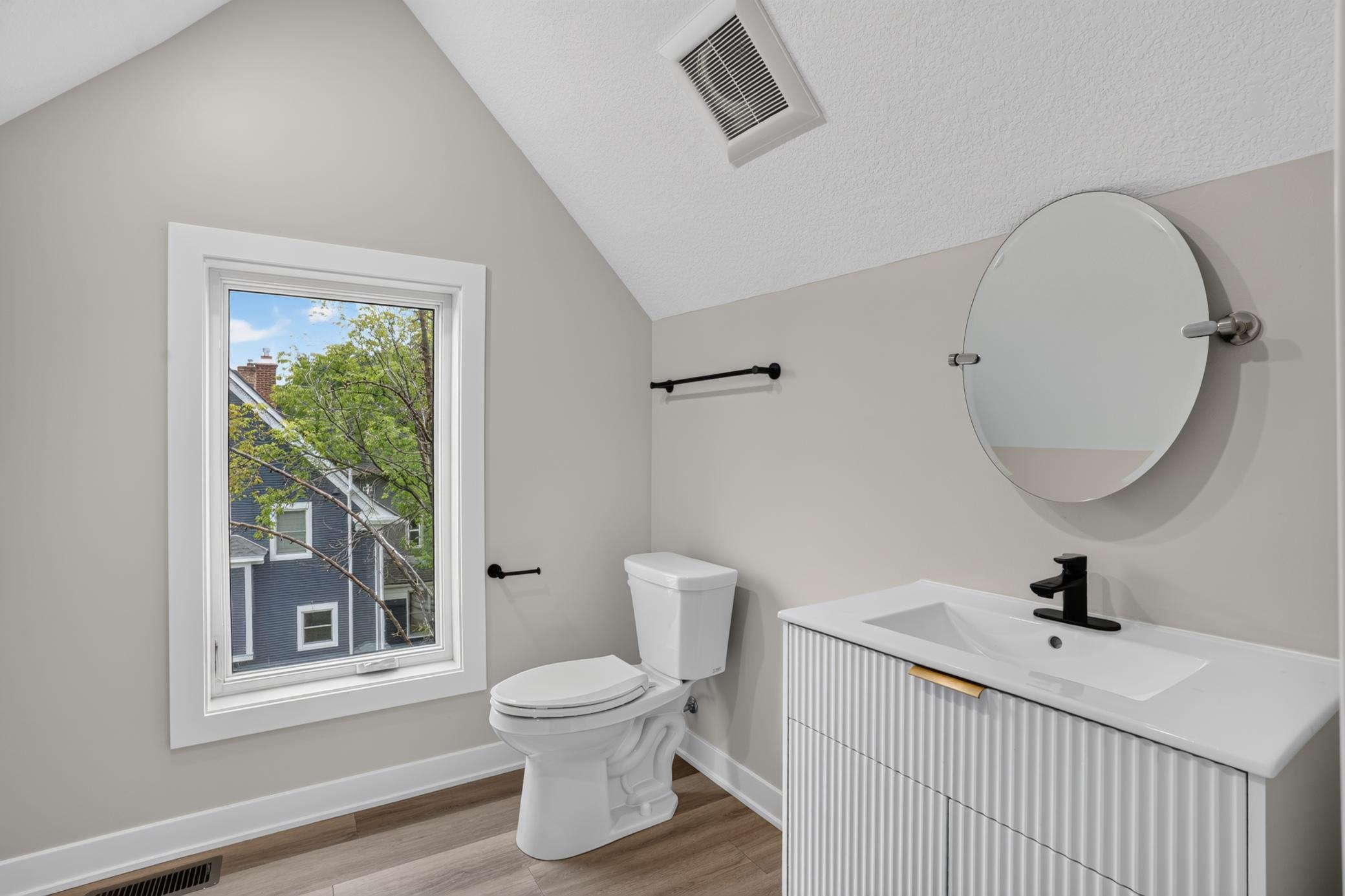 View of Residential Income at 3504 Lyndale Avenue, Minneapolis MN 55408, Minneapolis (27 of 34) - Mike Wilen | Minnesota Team Real Estate
