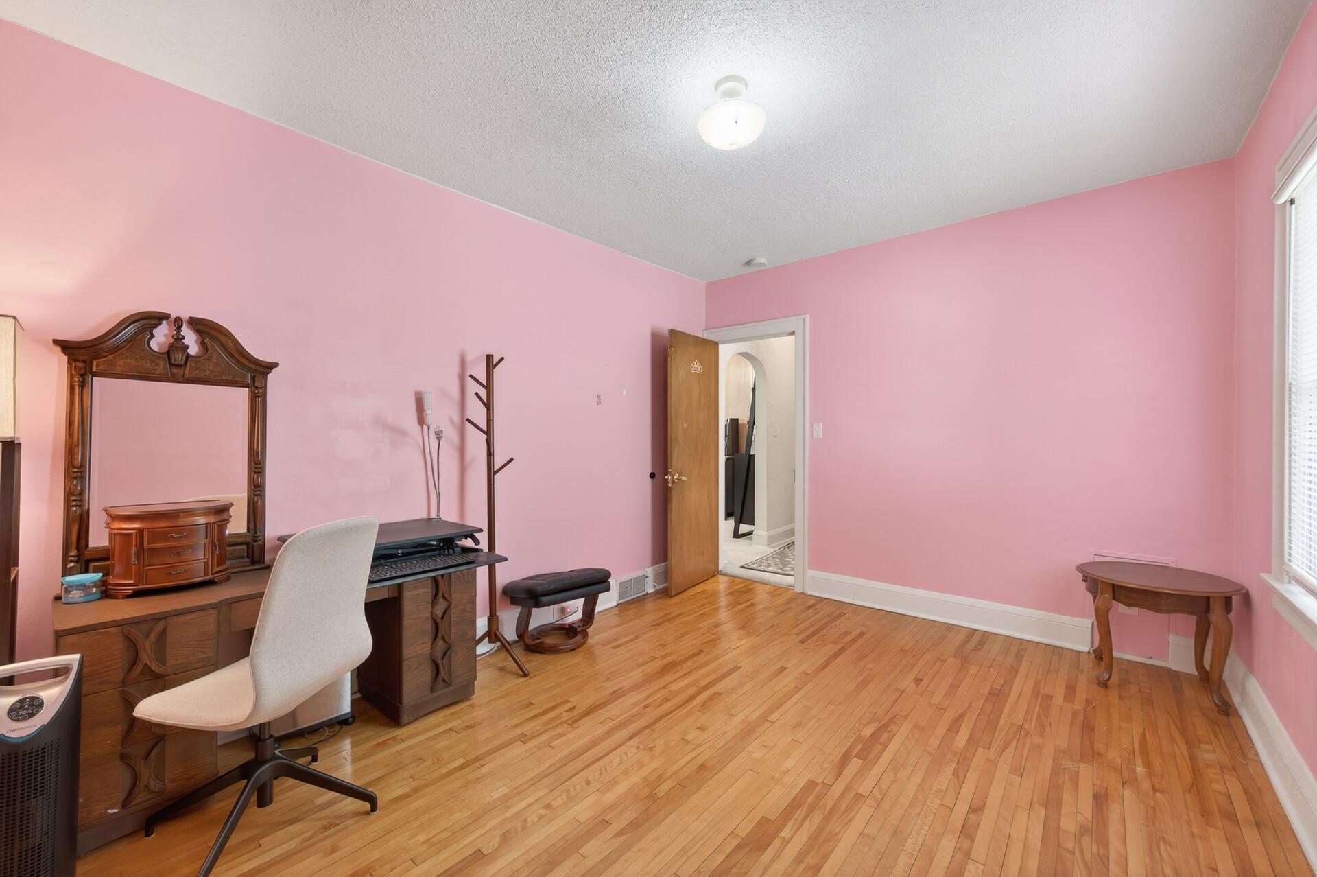 View of Residential at 799 Fuller Avenue, Saint Paul MN 55104, Saint Paul (17 of 30) - Mike Wilen | Minnesota Team Real Estate