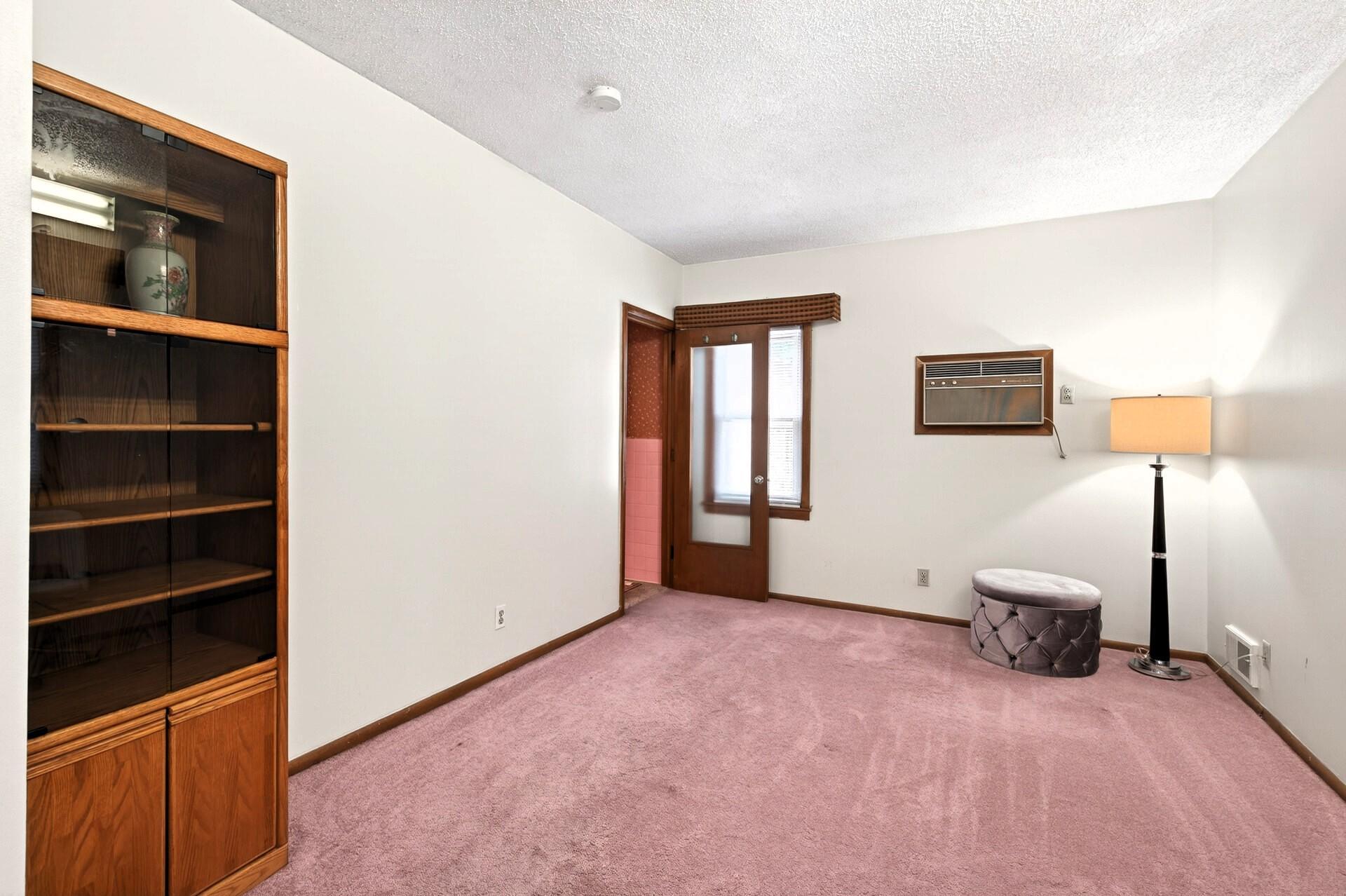 View of Residential at 799 Fuller Avenue, Saint Paul MN 55104, Saint Paul (14 of 30) - Mike Wilen | Minnesota Team Real Estate