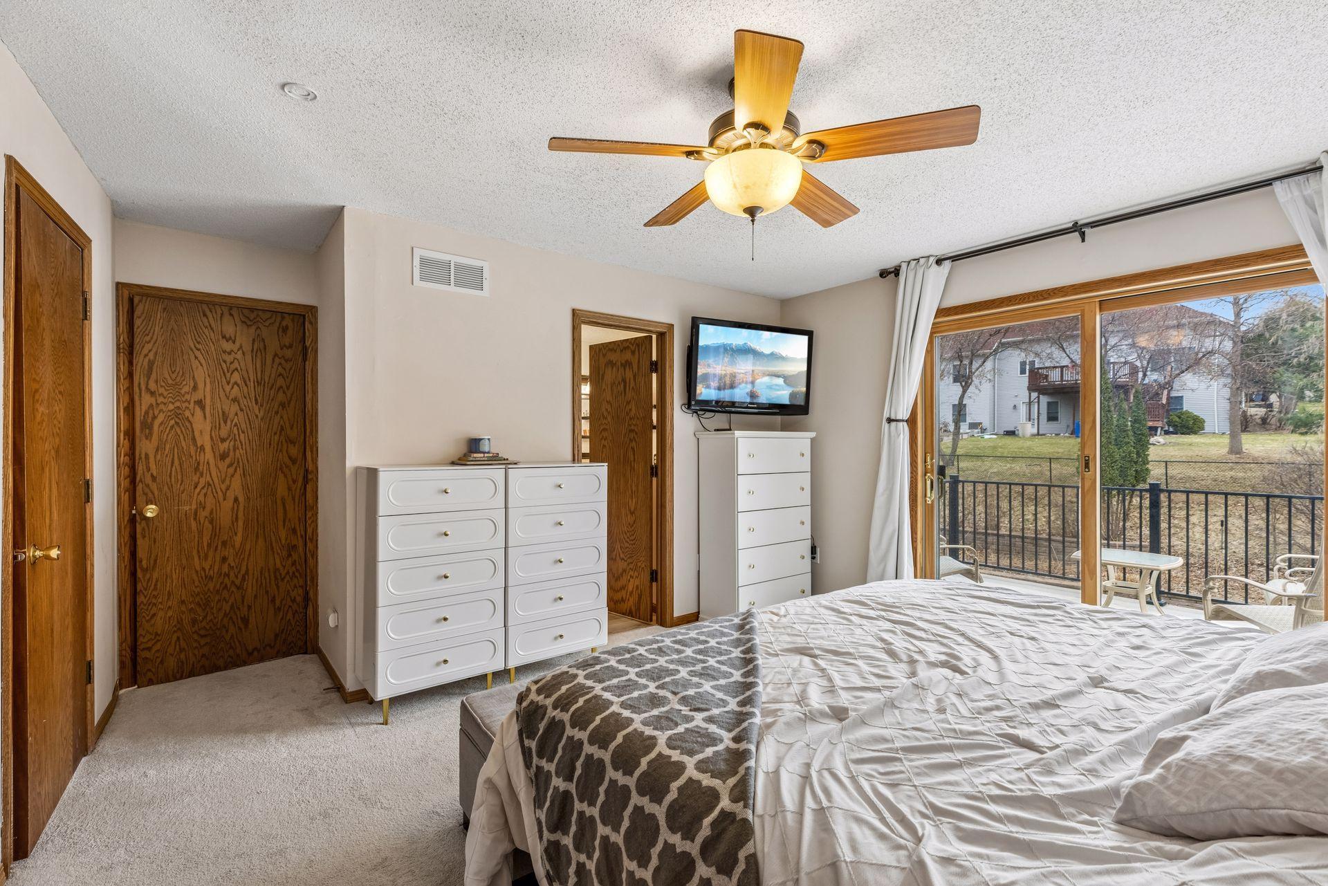 View of Residential at 3012 Walter Street, Maplewood MN 55109, Maplewood (47 of 63) - Mike Wilen | Minnesota Team Real Estate
